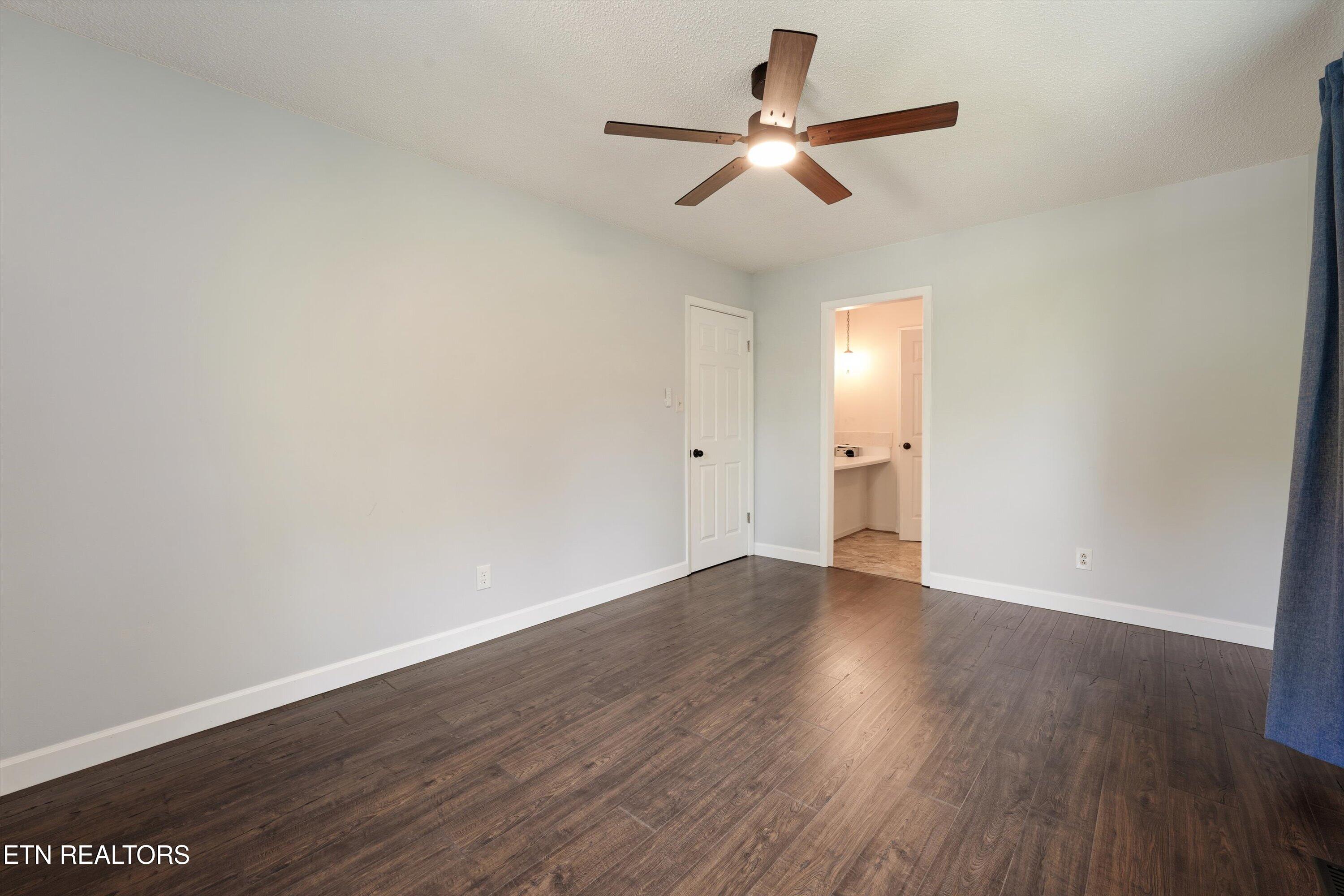 8928 Farne Island Boulevard Knoxville TN 37923