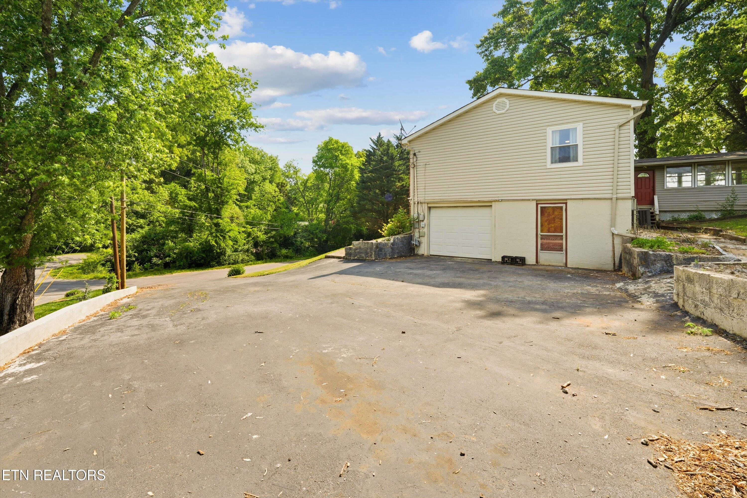 8928 Farne Island Boulevard Knoxville TN 37923