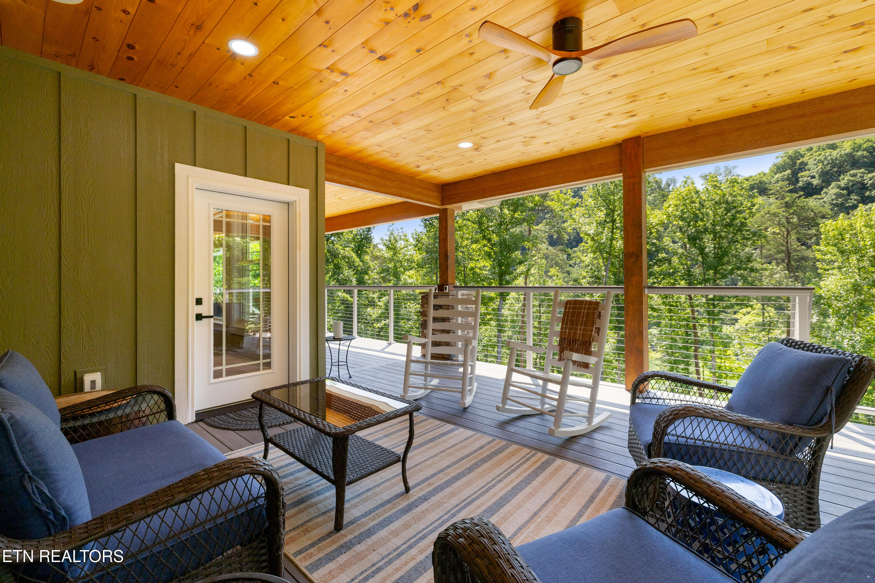 300 Black Fox Road Washburn TN 37888