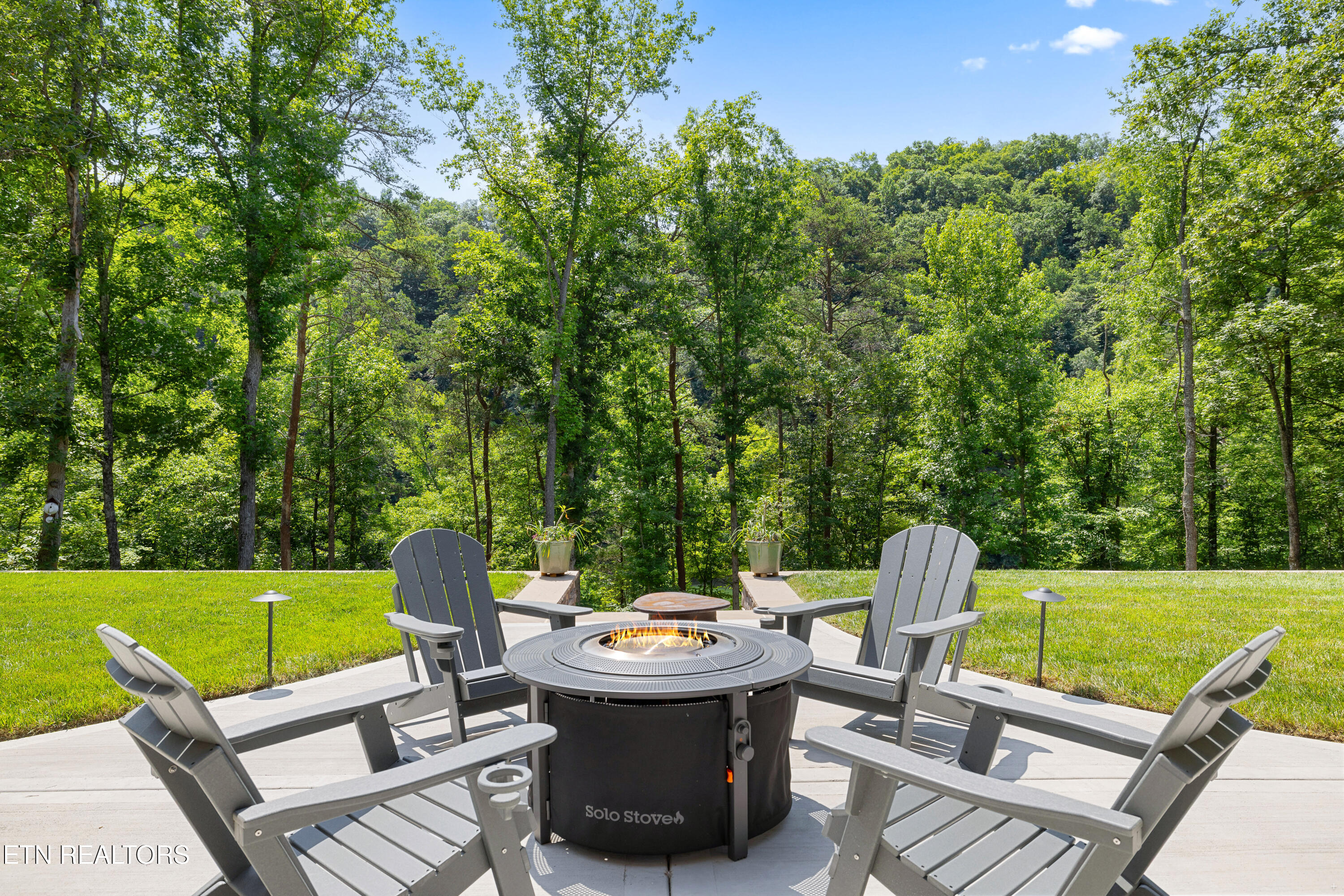 300 Black Fox Road Washburn TN 37888