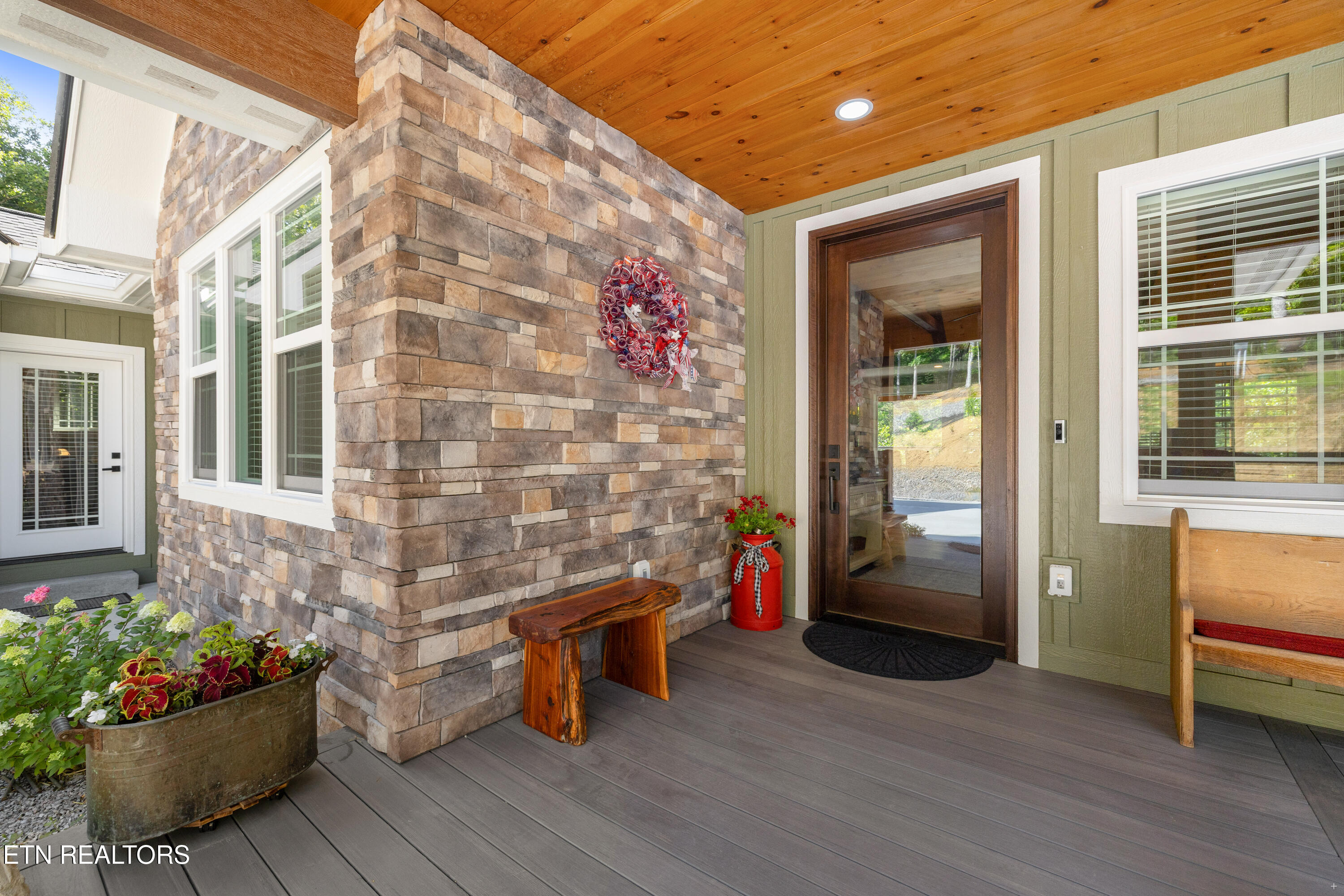 300 Black Fox Road Washburn TN 37888