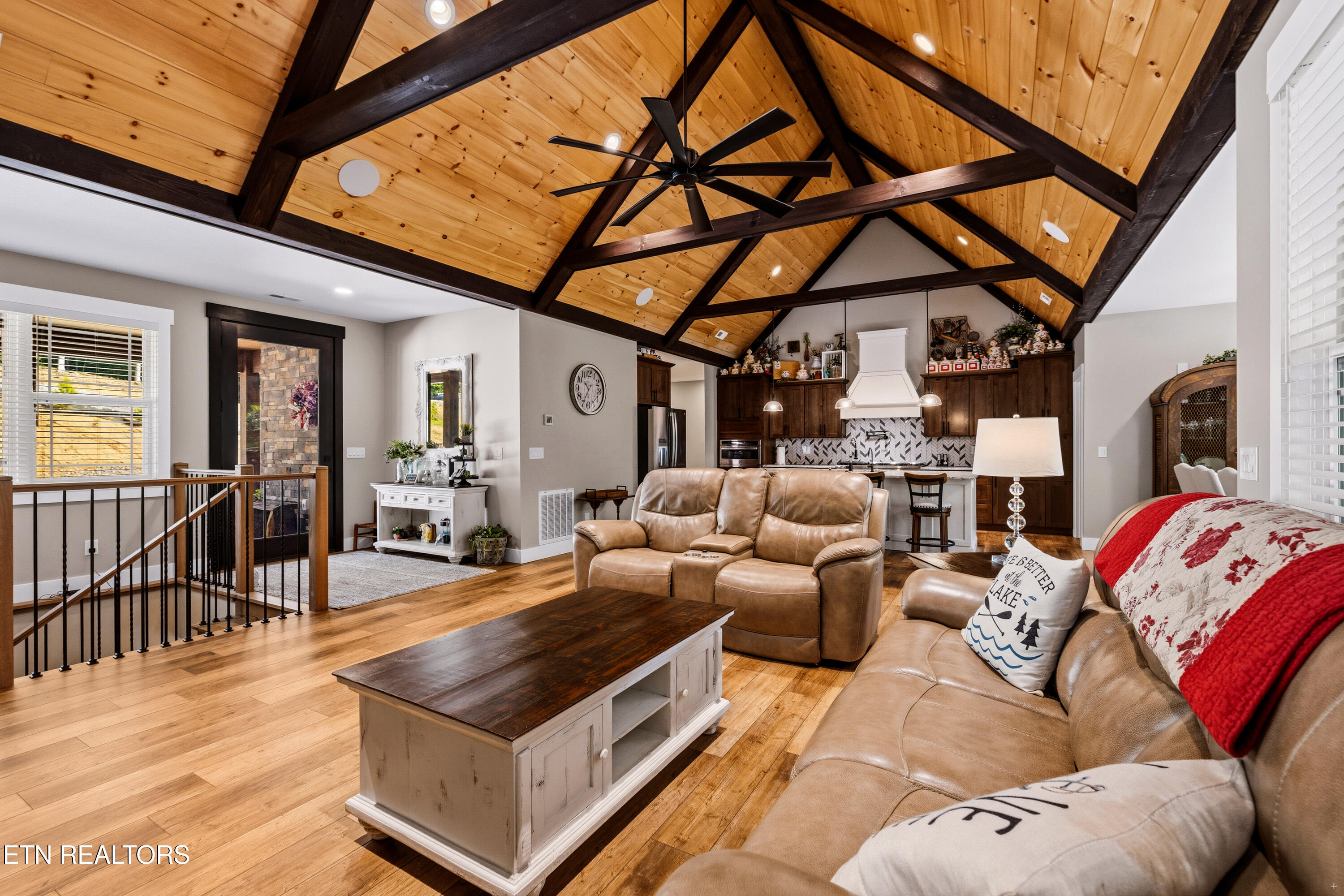 300 Black Fox Road Washburn TN 37888