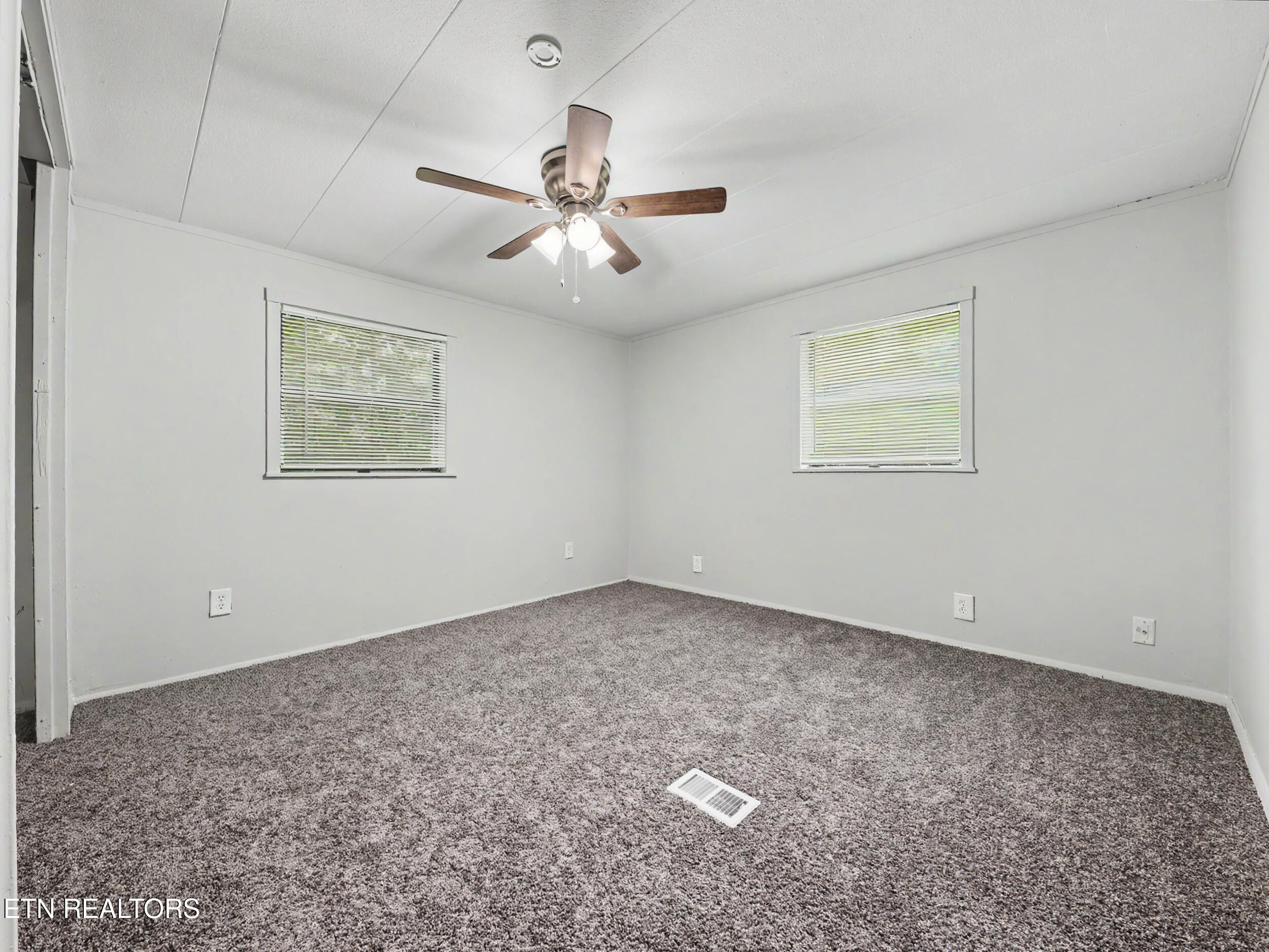8018 Sevierville Pike Knoxville TN 37920