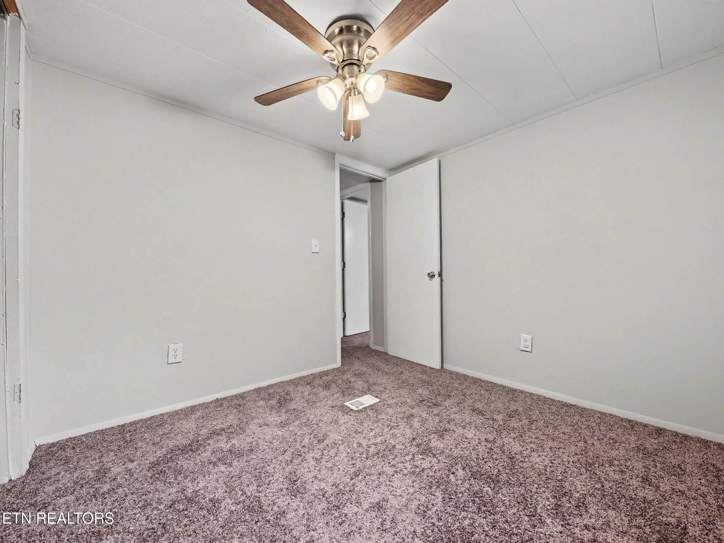 8018 Sevierville Pike Knoxville TN 37920