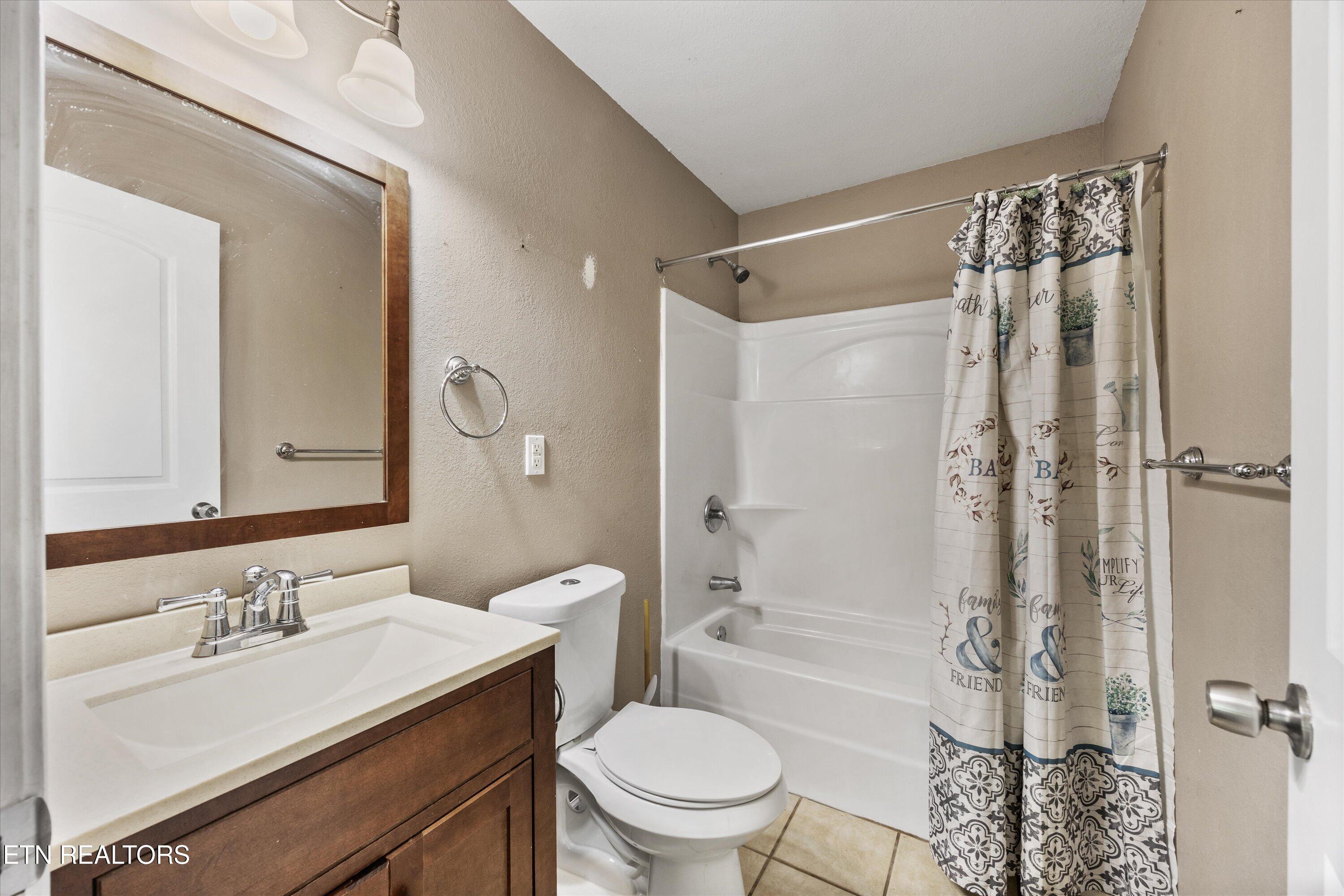 243 Mountain Lake Drive Rocky Top TN 37769