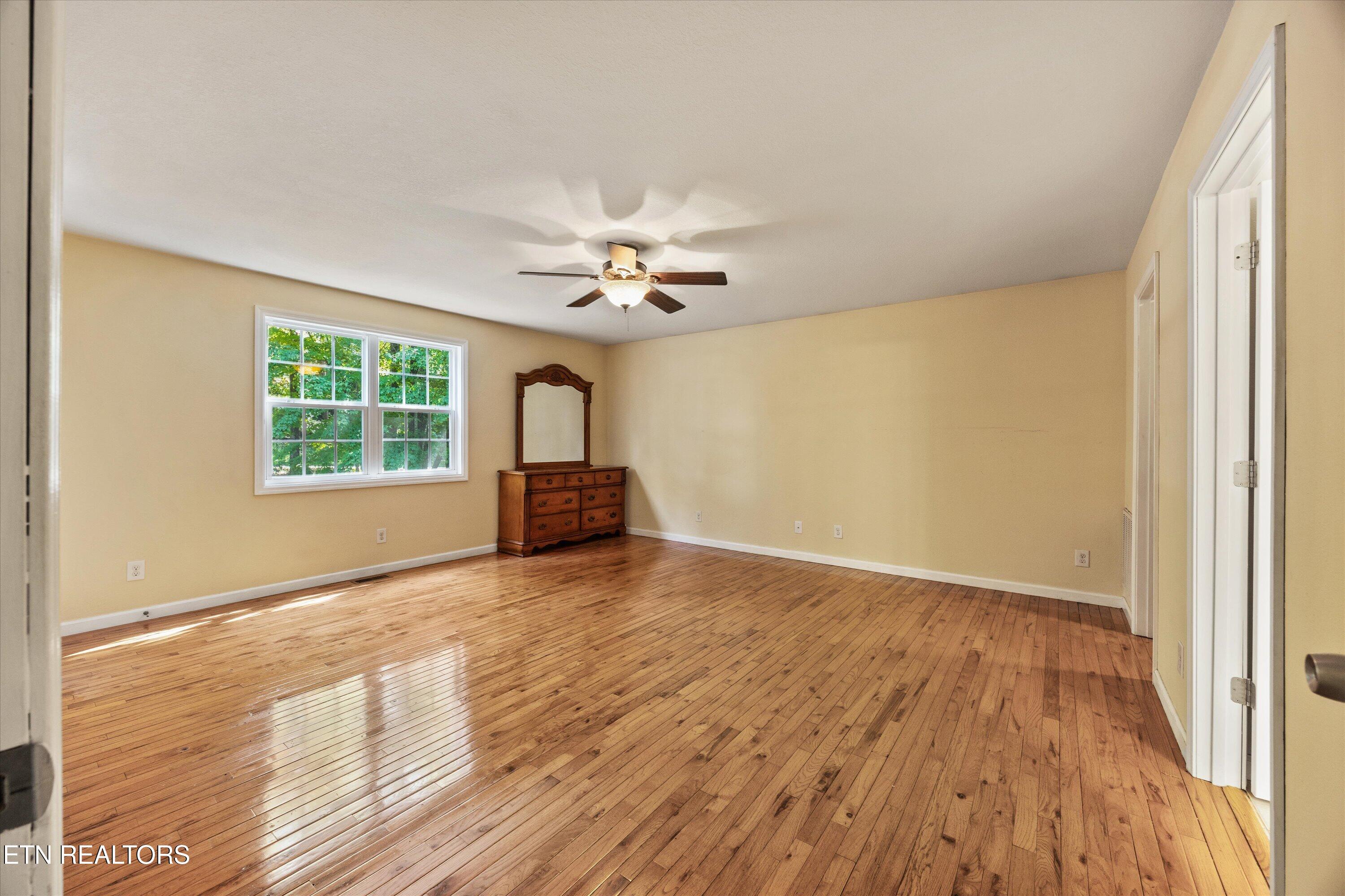 243 Mountain Lake Drive Rocky Top TN 37769
