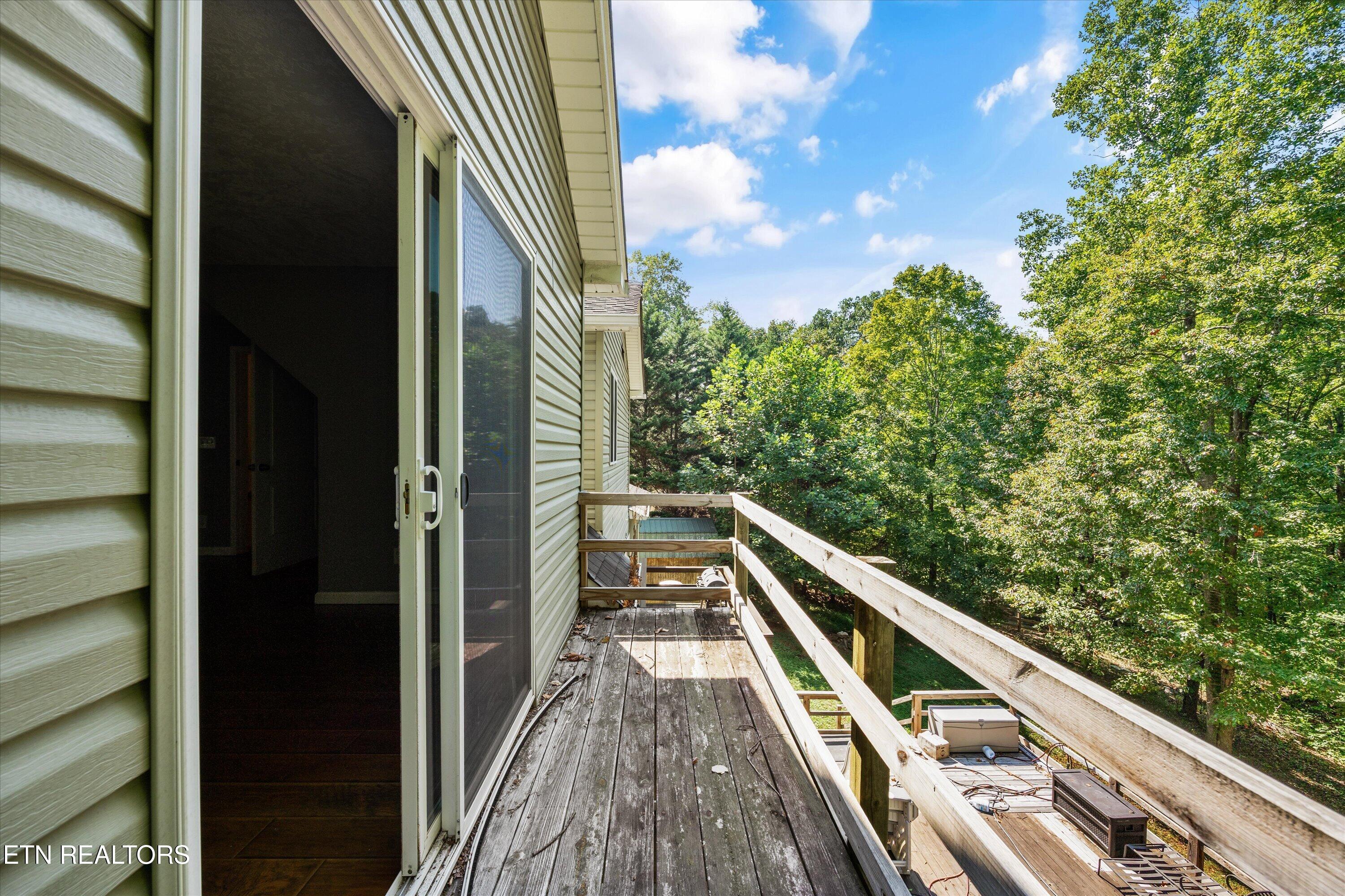 243 Mountain Lake Drive Rocky Top TN 37769