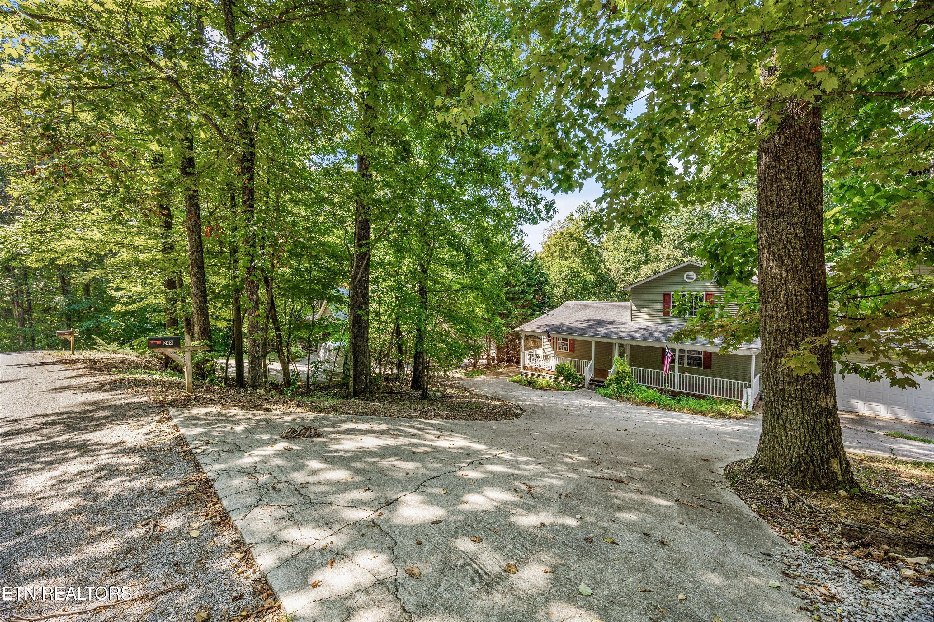 243 Mountain Lake Drive Rocky Top TN 37769