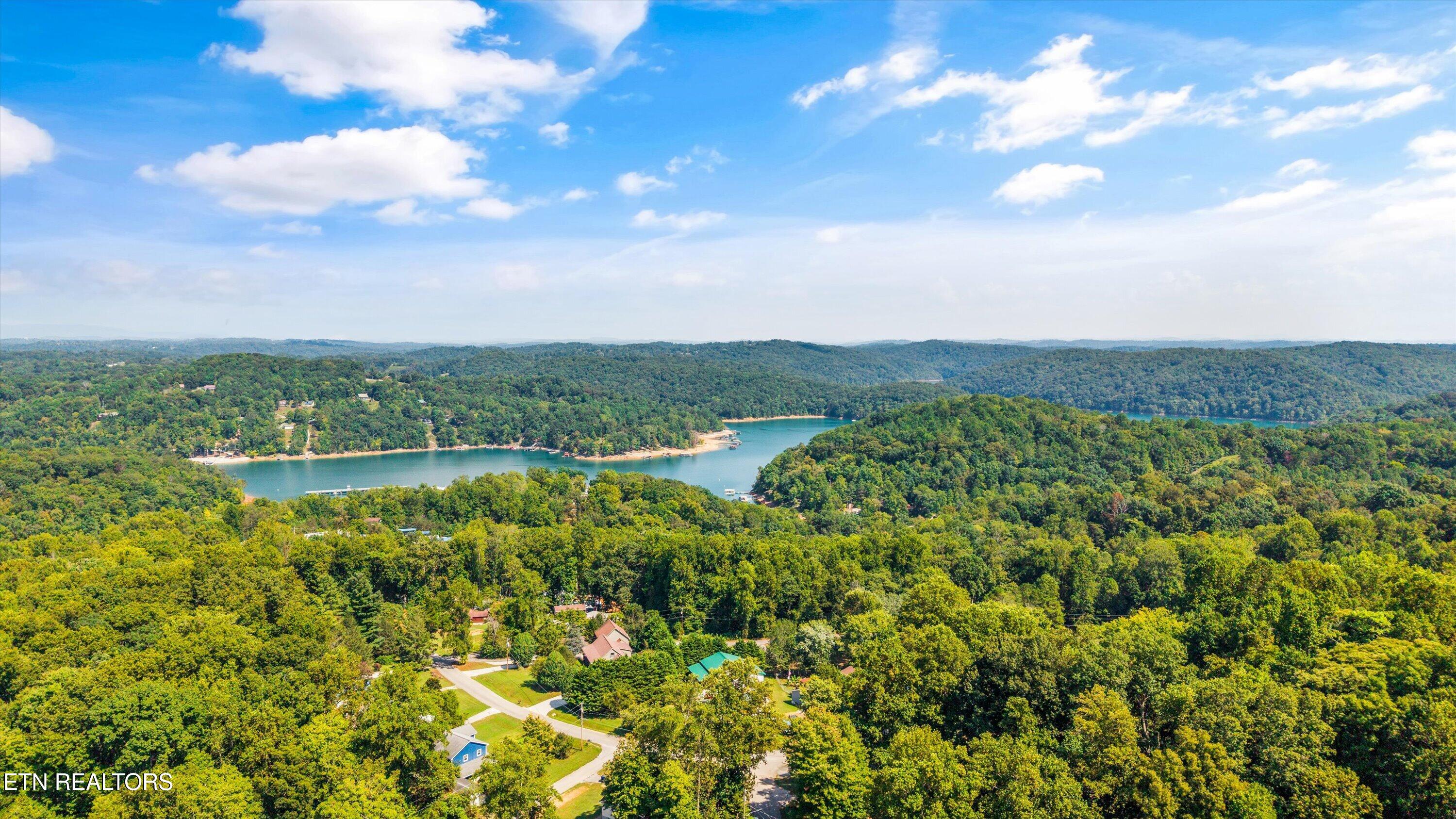 243 Mountain Lake Drive Rocky Top TN 37769