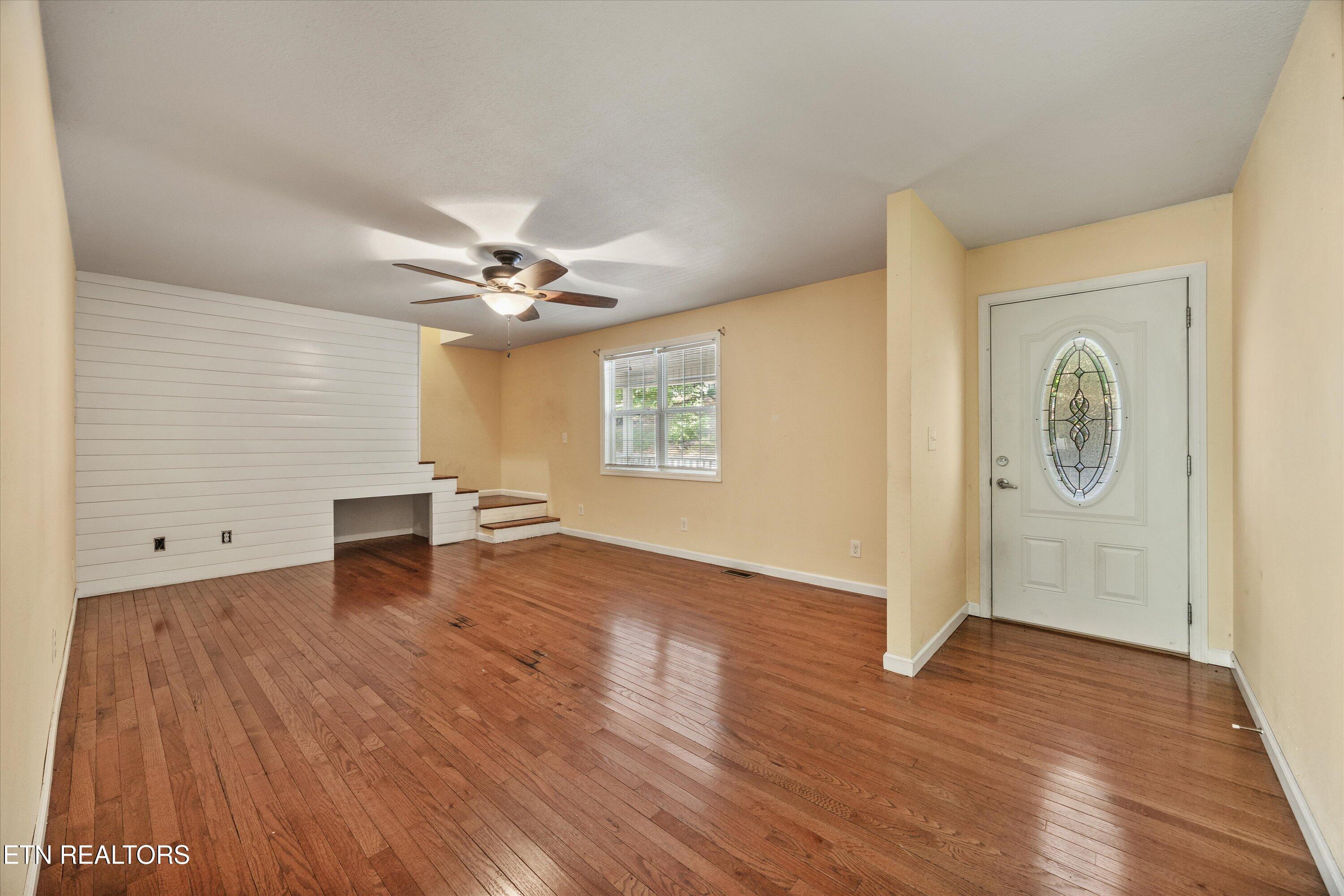 243 Mountain Lake Drive Rocky Top TN 37769