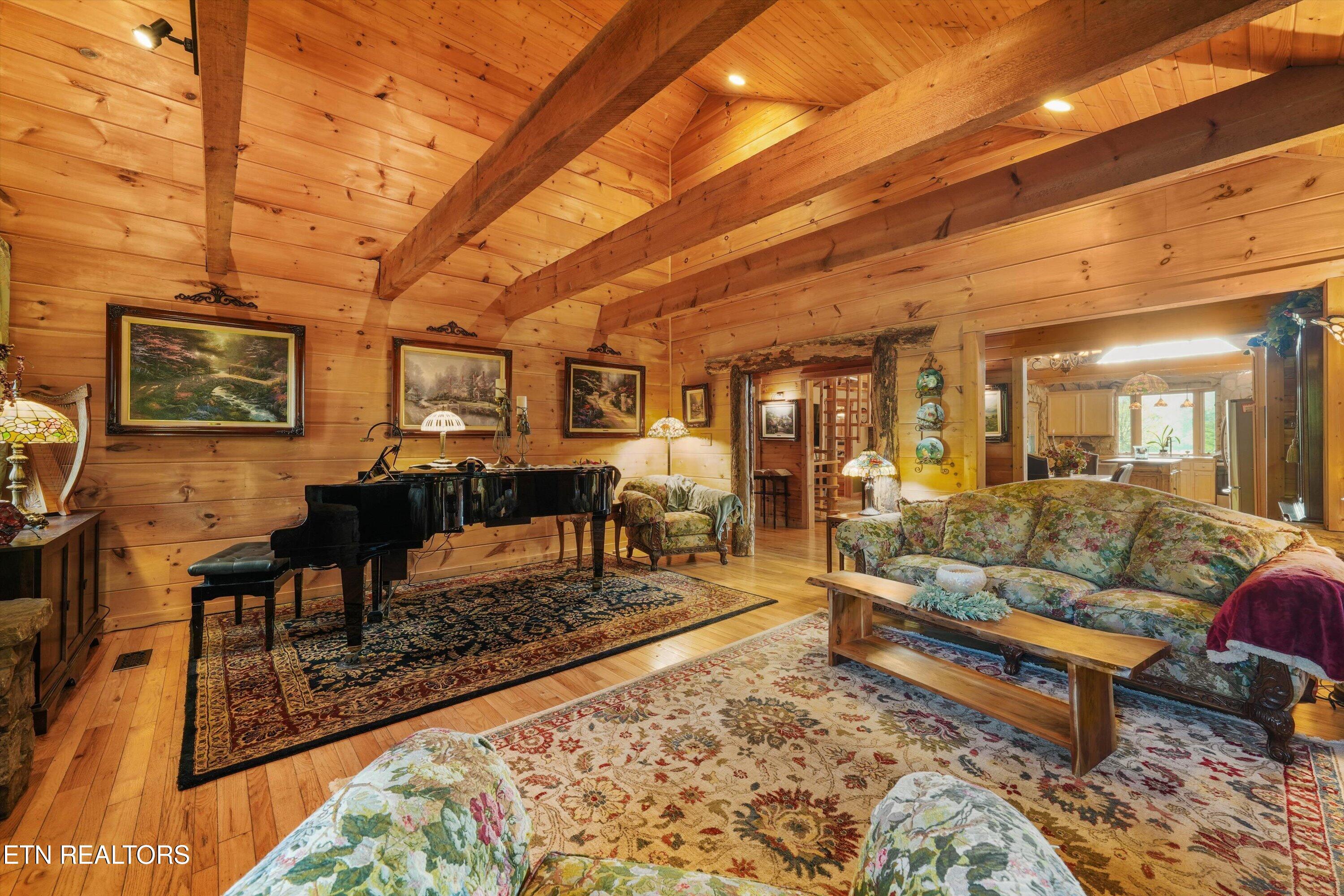 7247 Old Tuckaleechee Road Townsend TN 37882