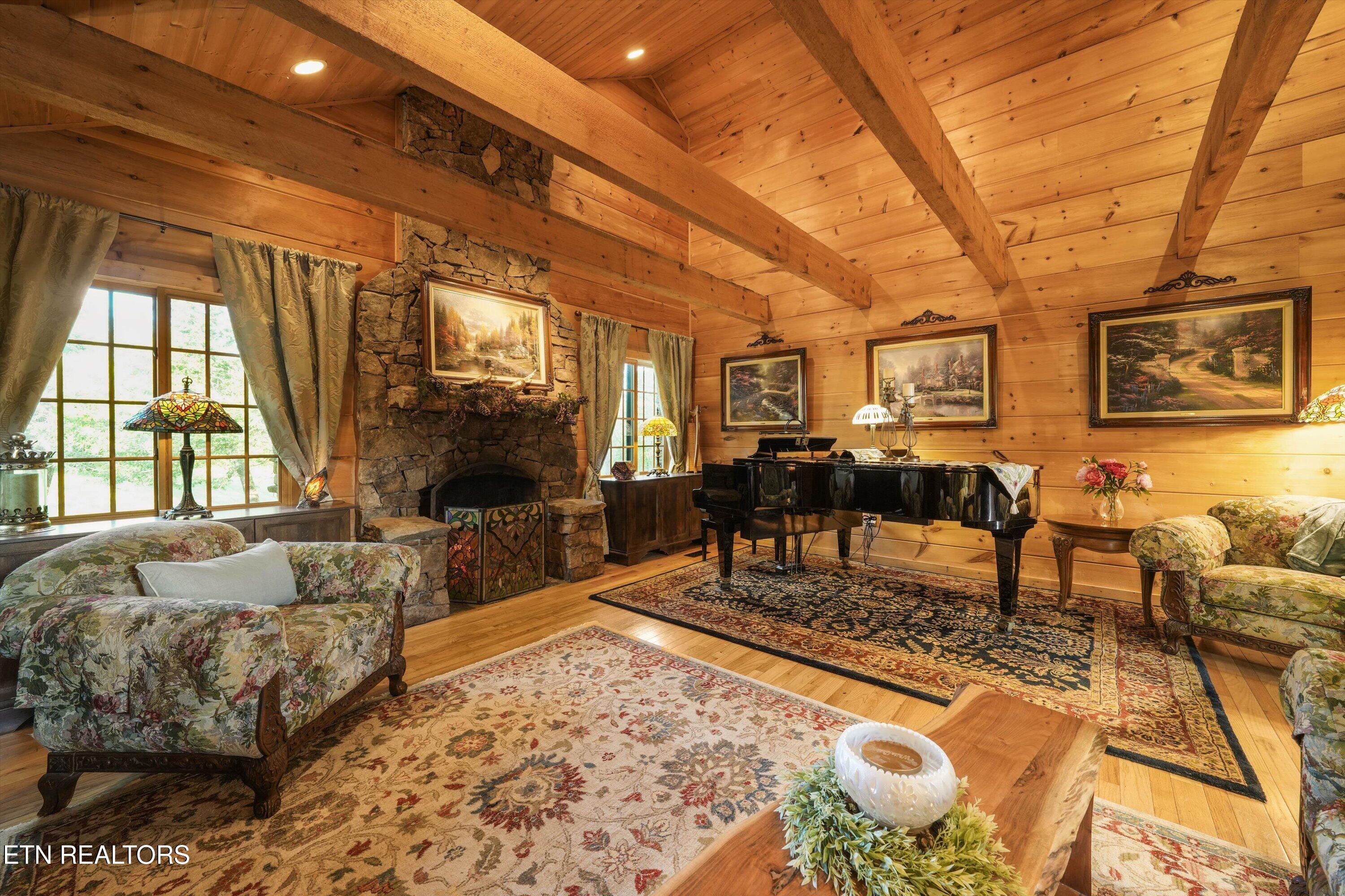 7247 Old Tuckaleechee Road Townsend TN 37882