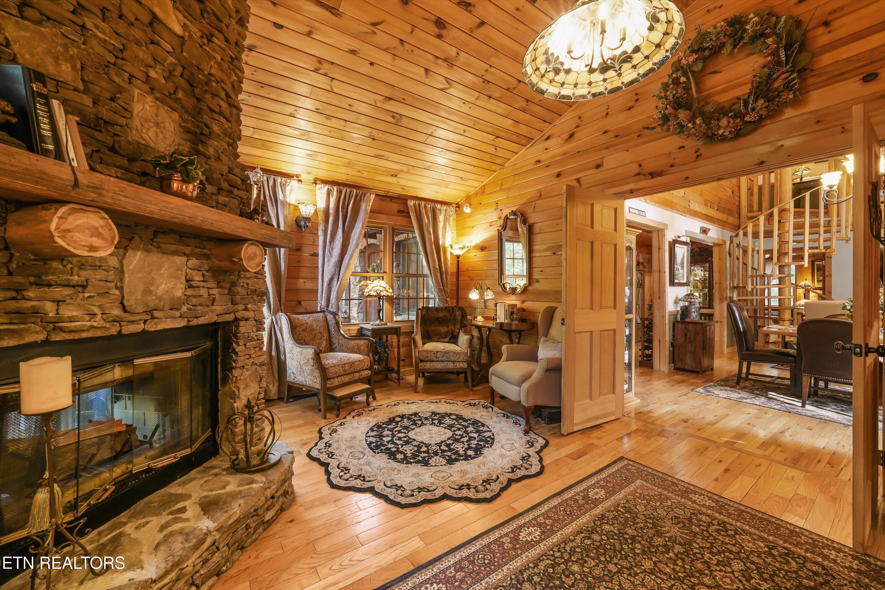 7247 Old Tuckaleechee Road Townsend TN 37882