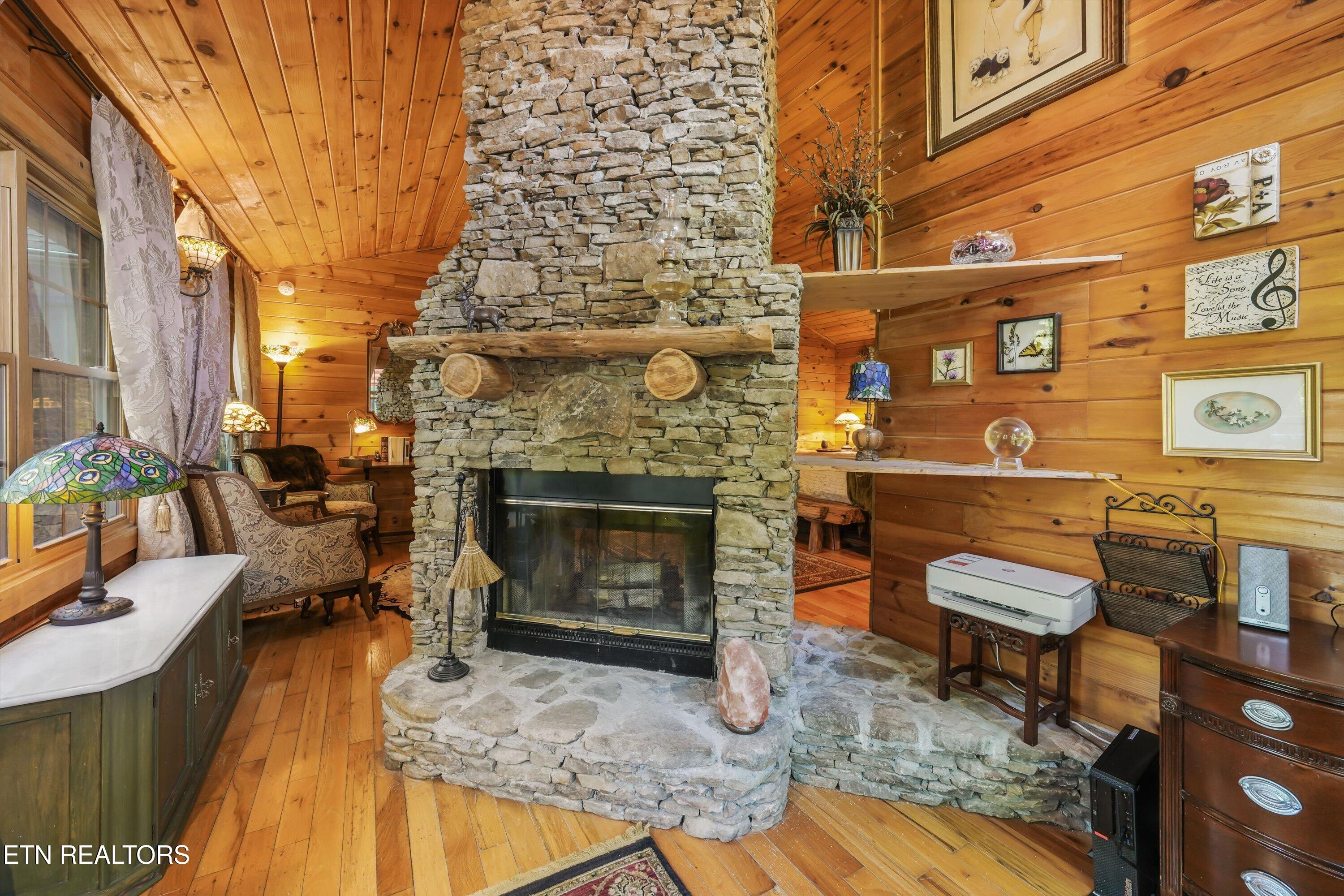 7247 Old Tuckaleechee Road Townsend TN 37882