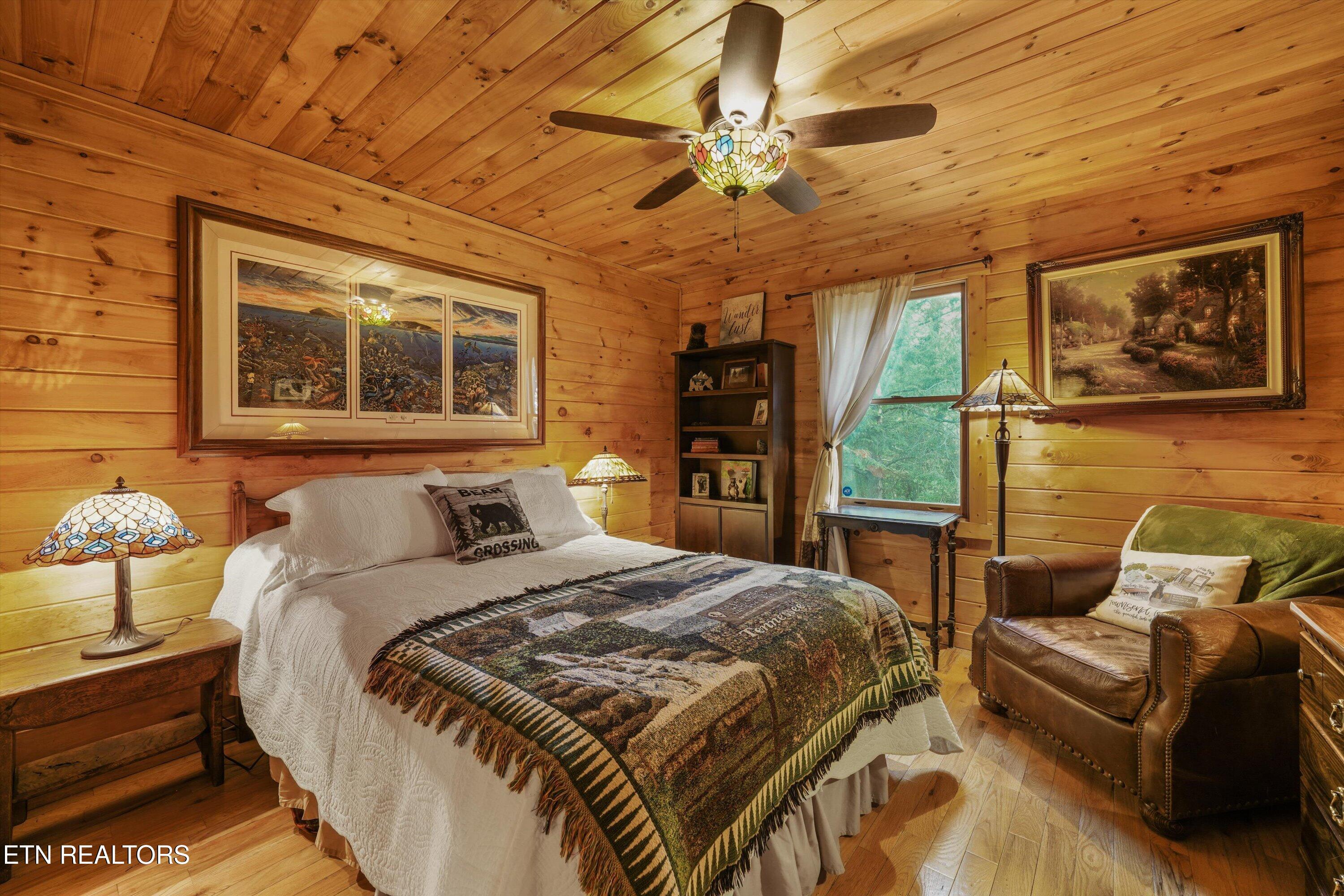 7247 Old Tuckaleechee Road Townsend TN 37882