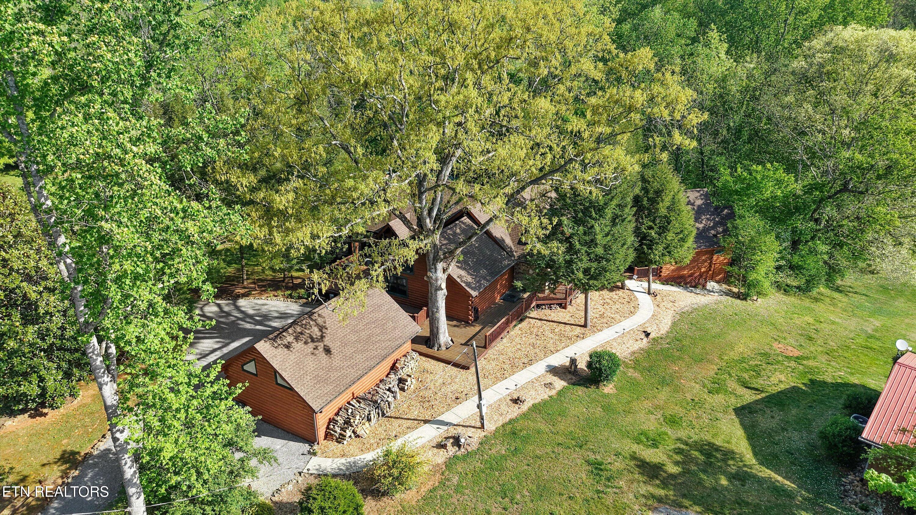 7247 Old Tuckaleechee Road Townsend TN 37882