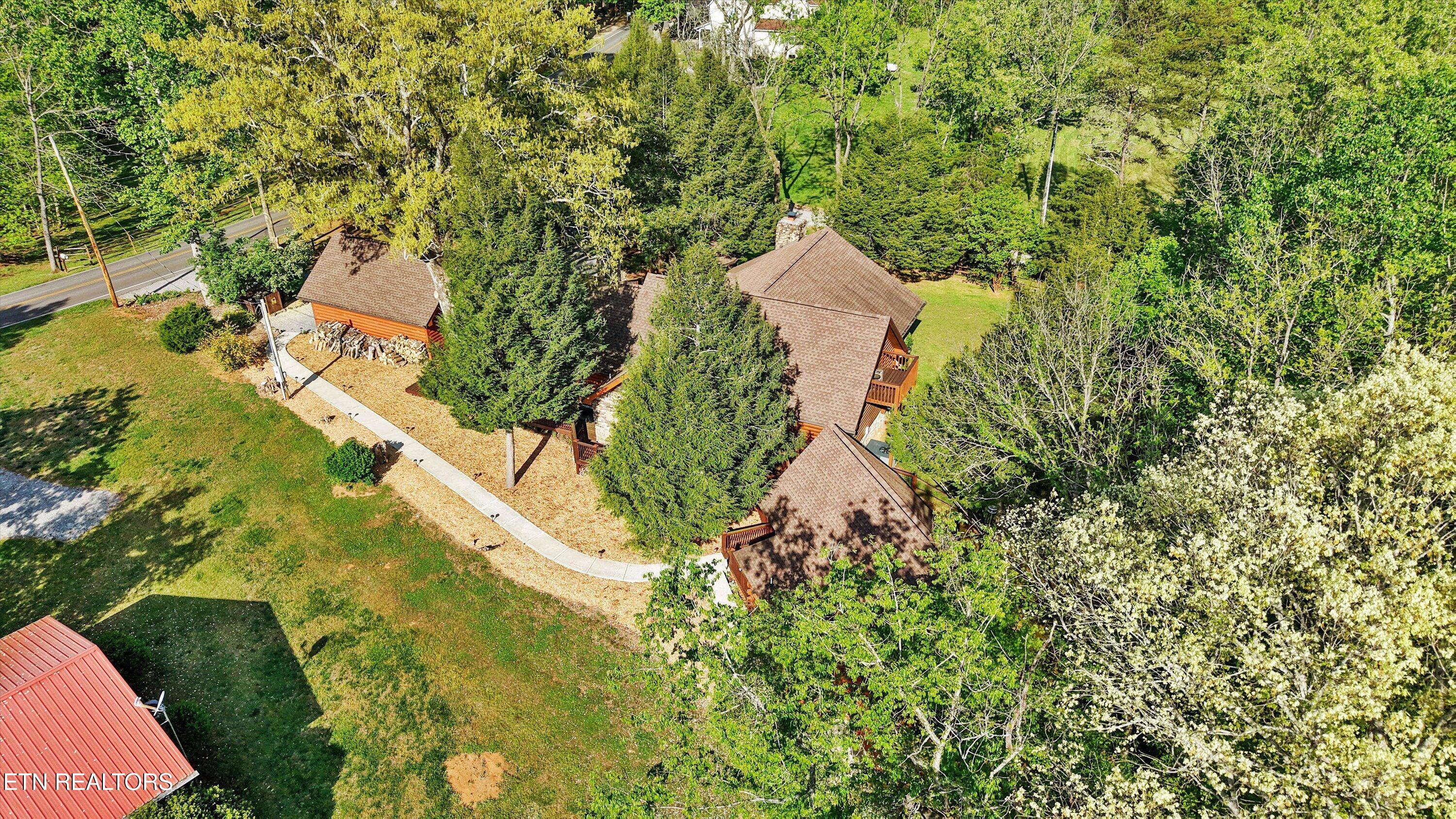 7247 Old Tuckaleechee Road Townsend TN 37882