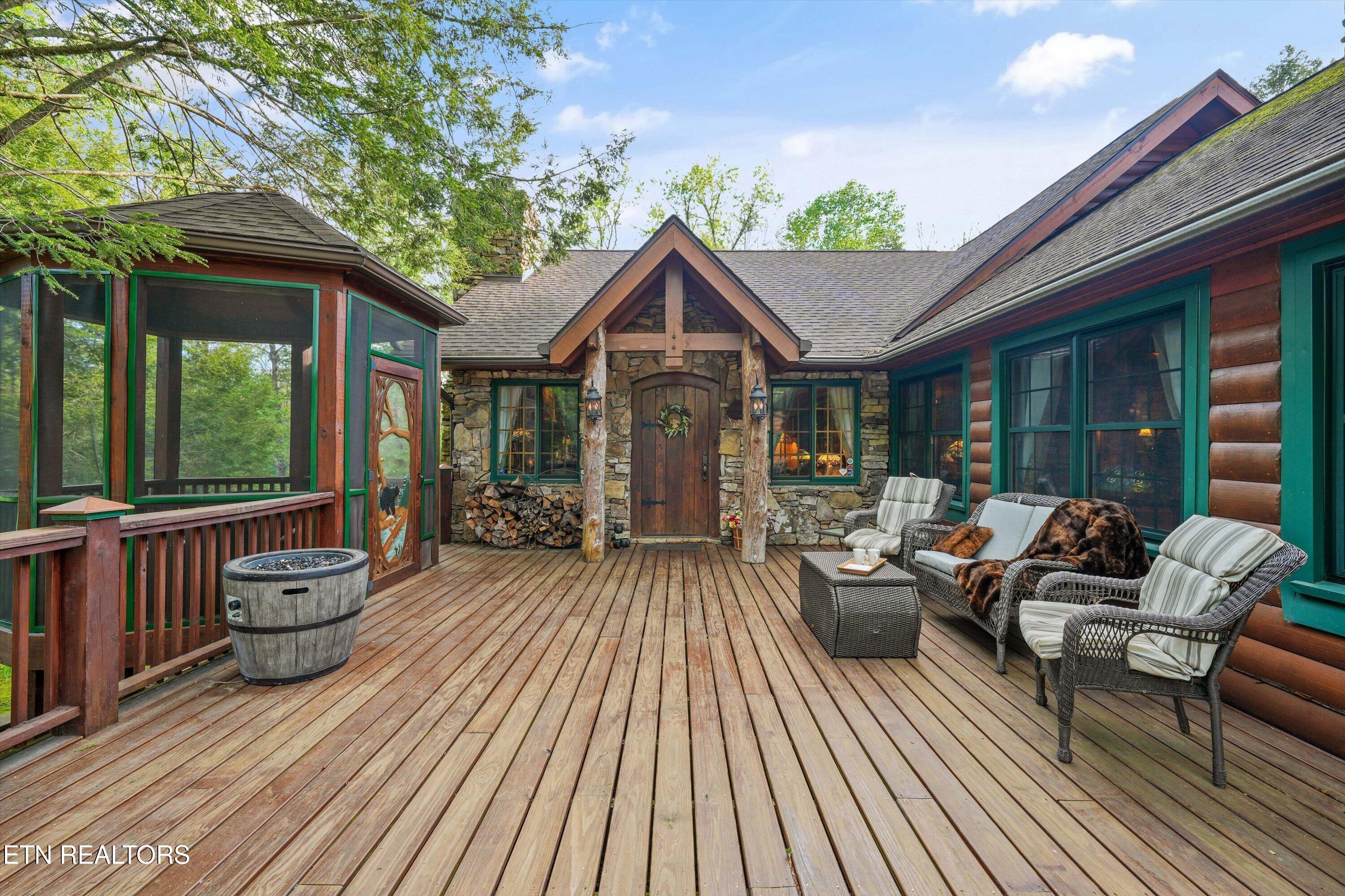 7247 Old Tuckaleechee Road Townsend TN 37882