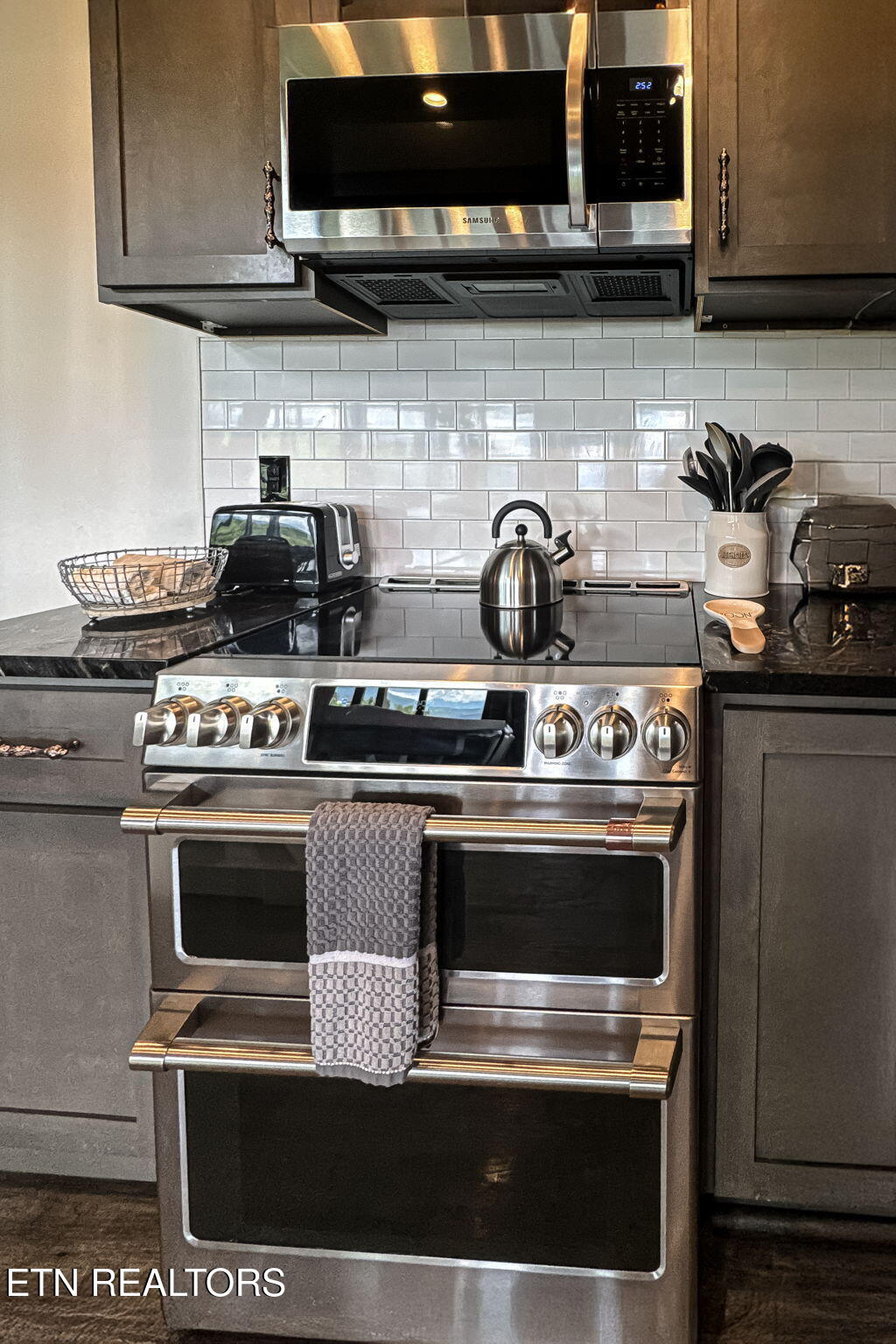 520 Edgewood Drive Gatlinburg TN 37738