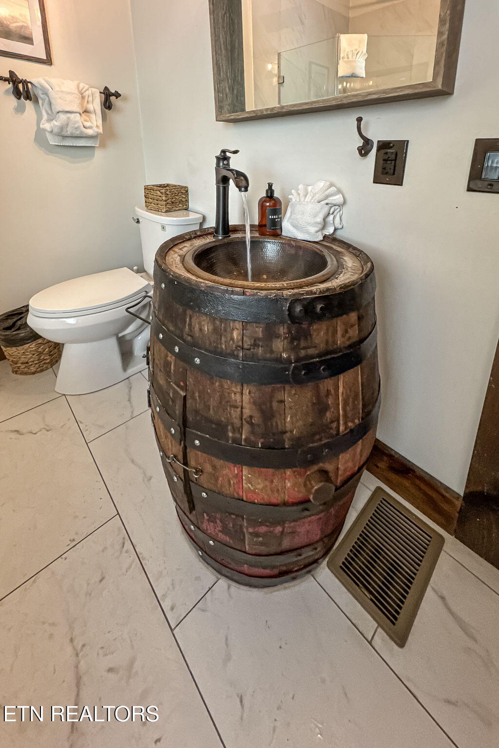 520 Edgewood Drive Gatlinburg TN 37738