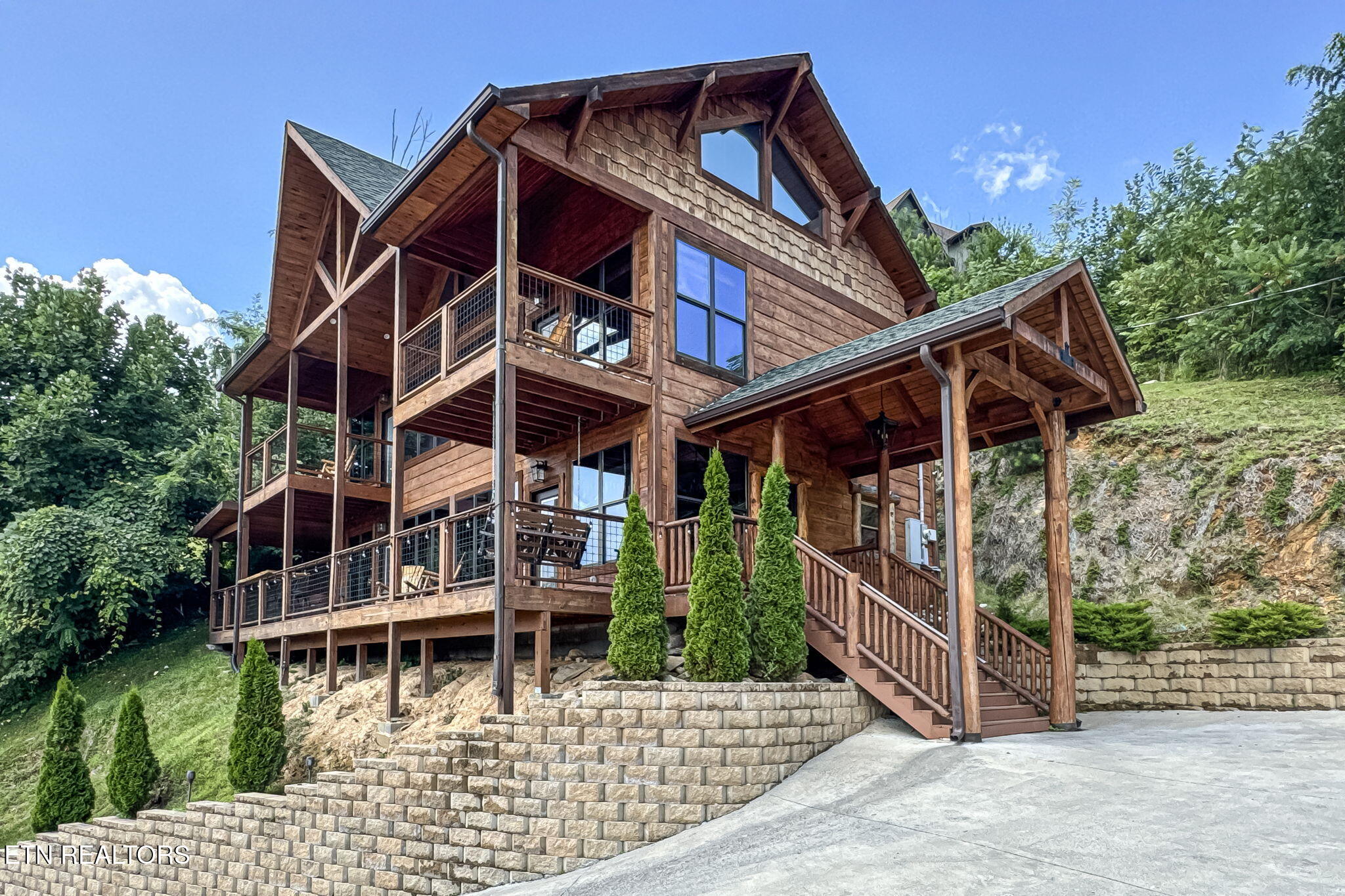 520 Edgewood Drive Gatlinburg TN 37738