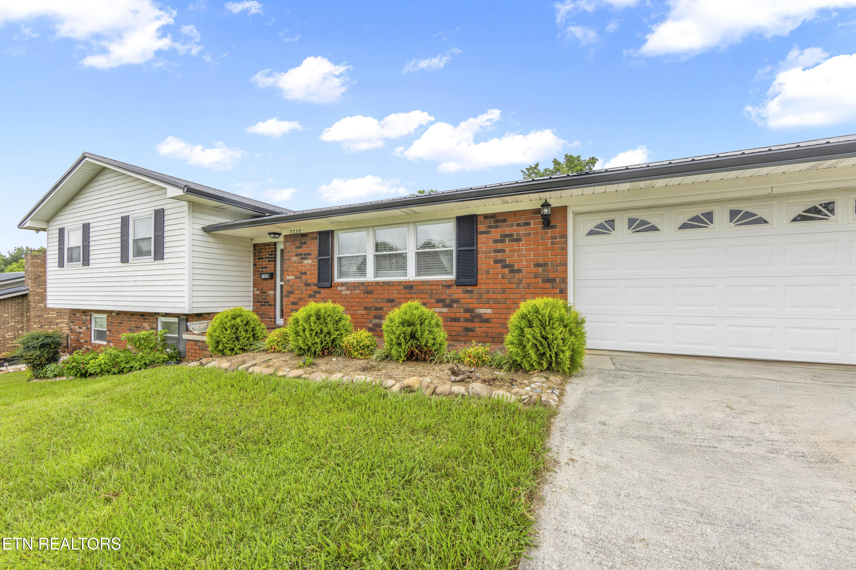 7338 Palmleaf Road Knoxville TN 37918