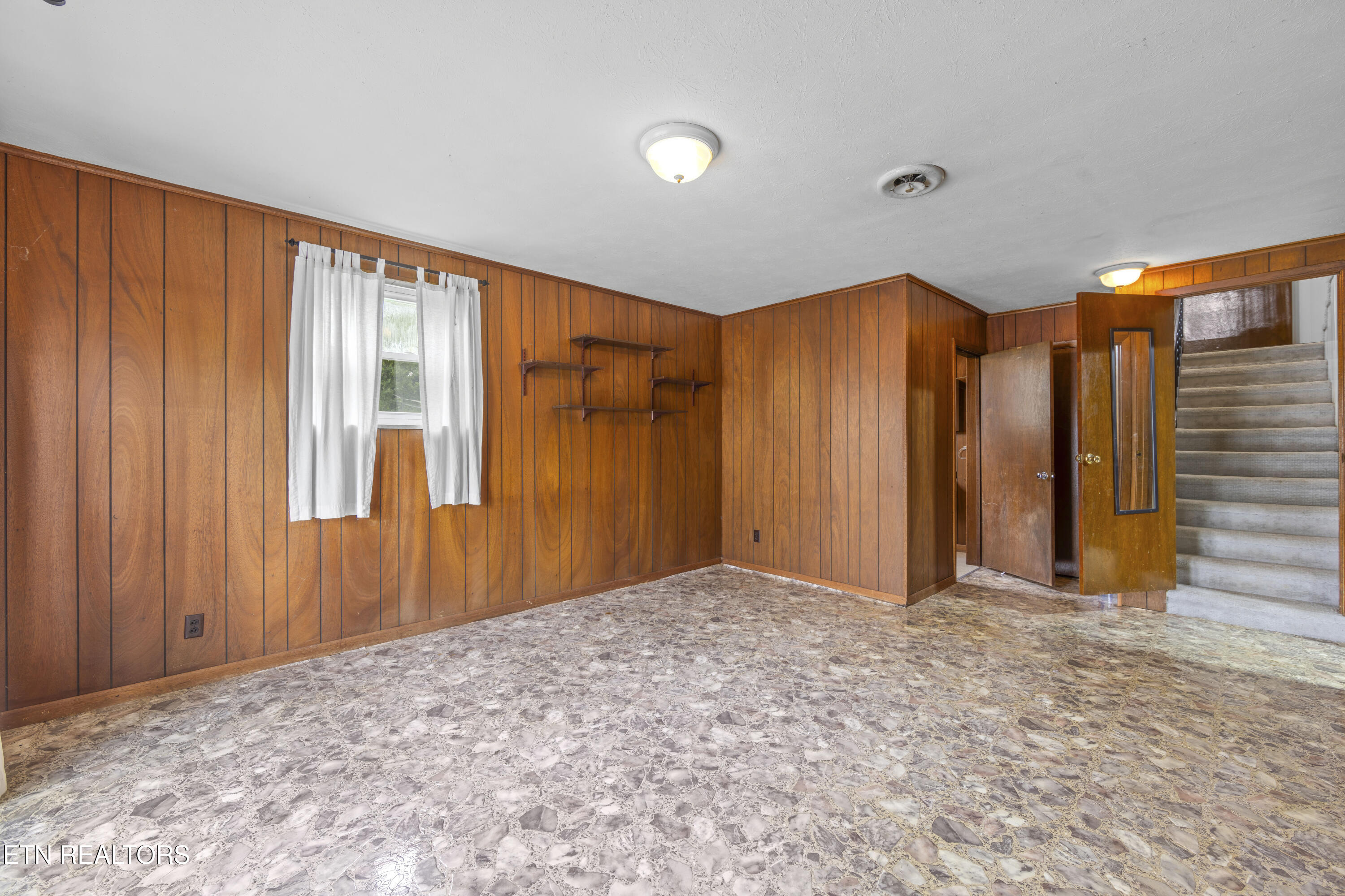 7338 Palmleaf Road Knoxville TN 37918