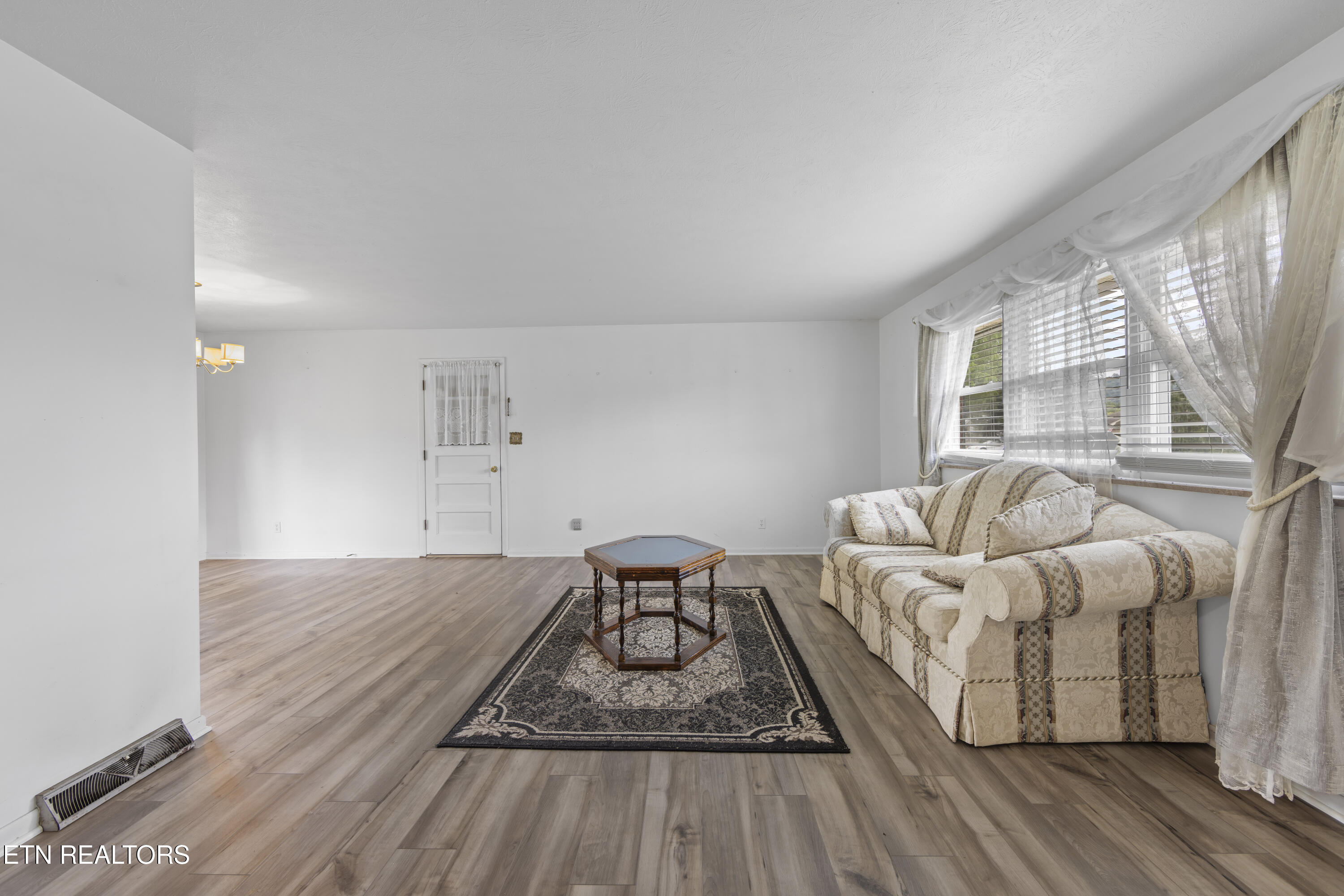 7338 Palmleaf Road Knoxville TN 37918