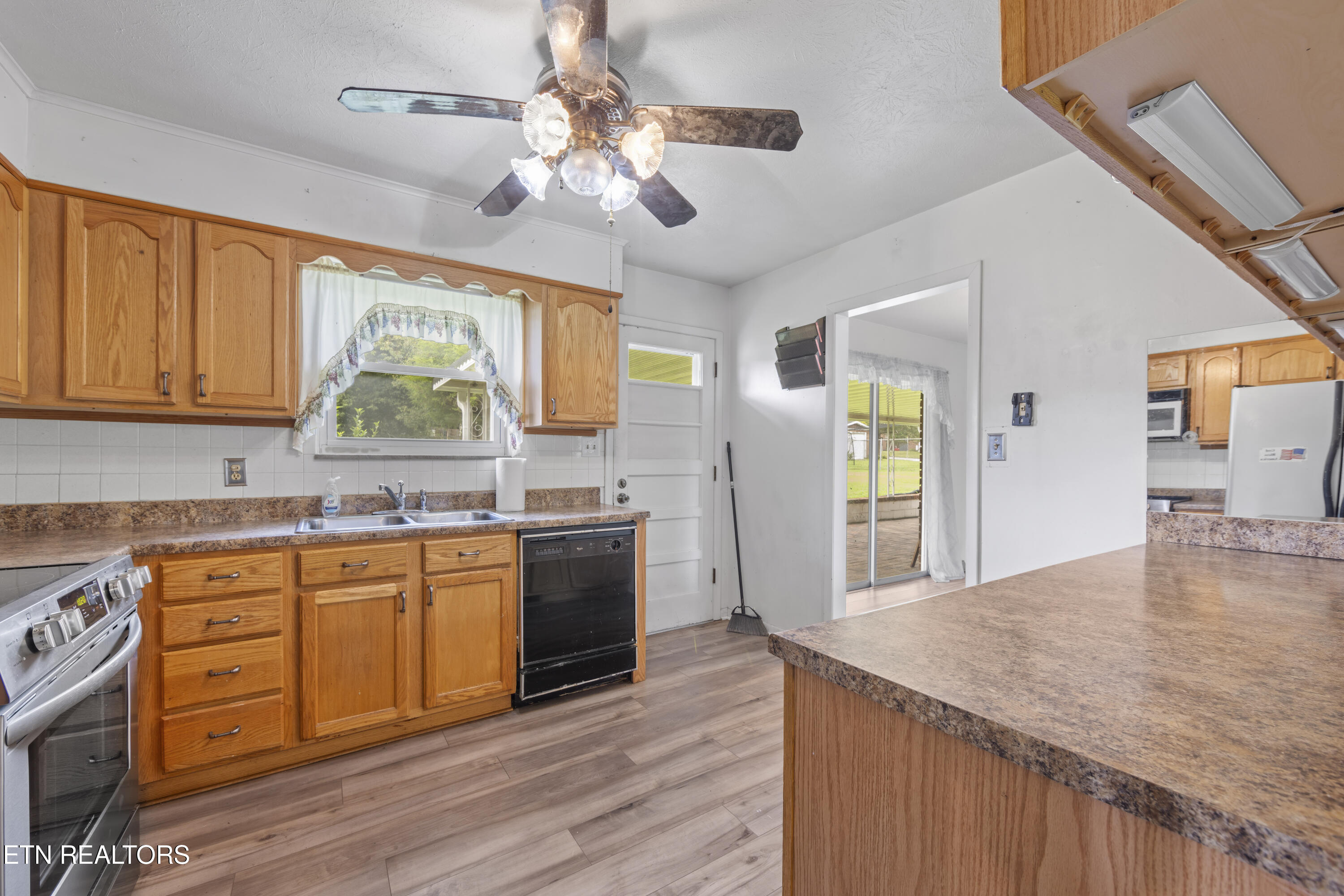 7338 Palmleaf Road Knoxville TN 37918