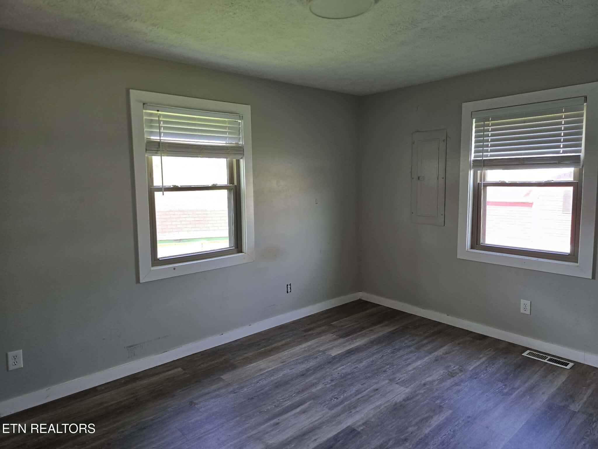 172 Liberty Street Jacksboro TN 37757