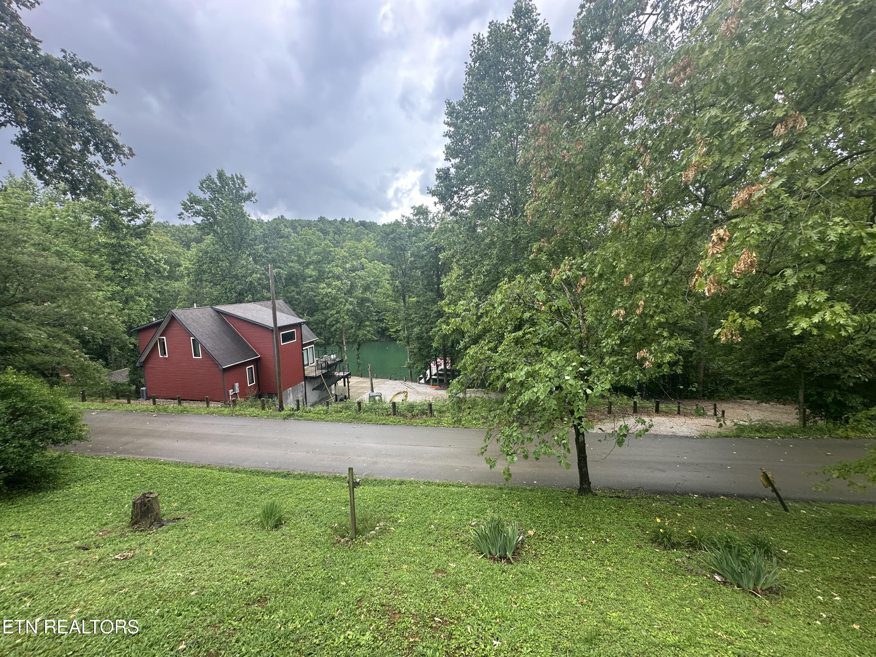 487 Straight Branch Road Speedwell TN 37870