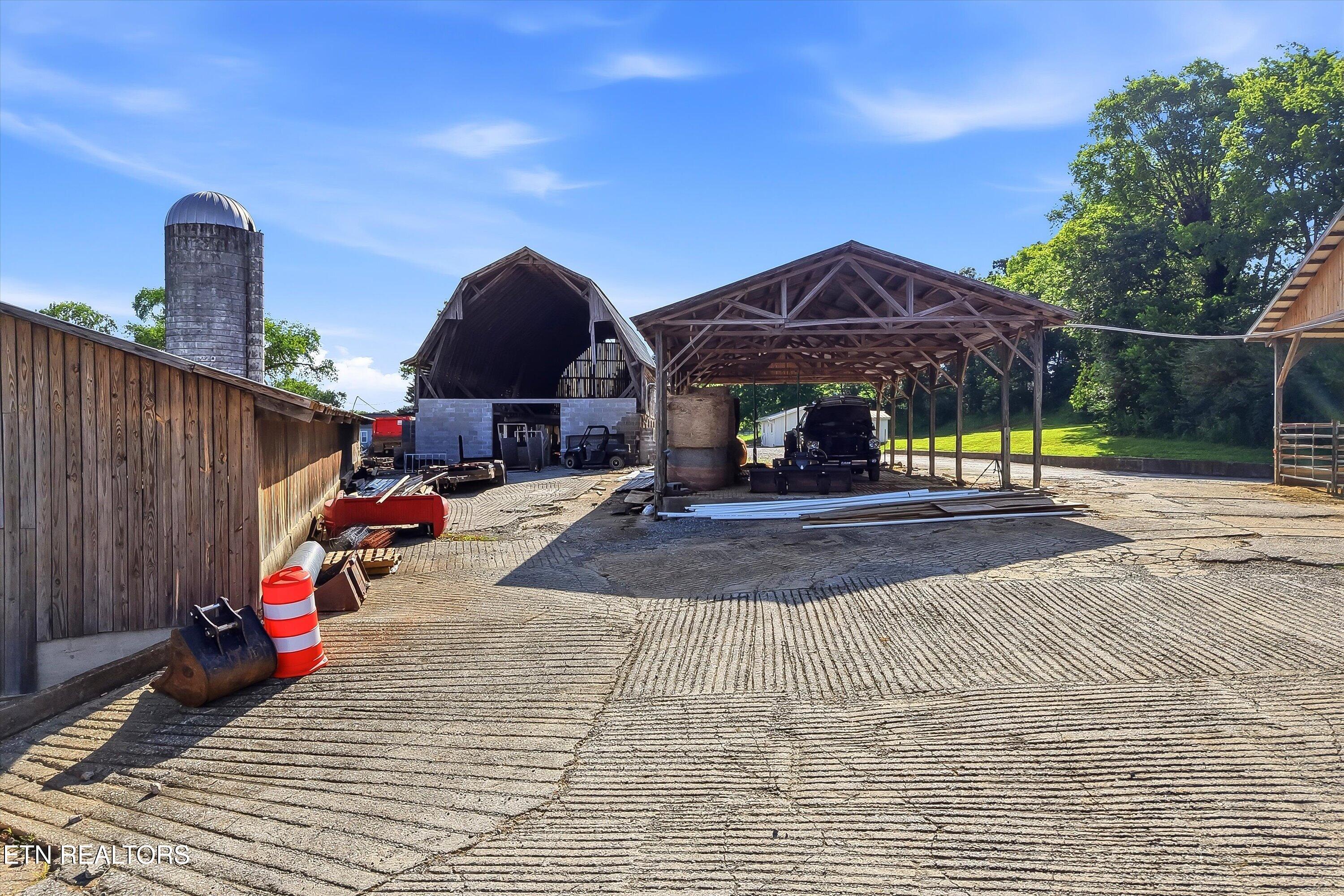 455 Hiwassee Road Madisonville TN 37354
