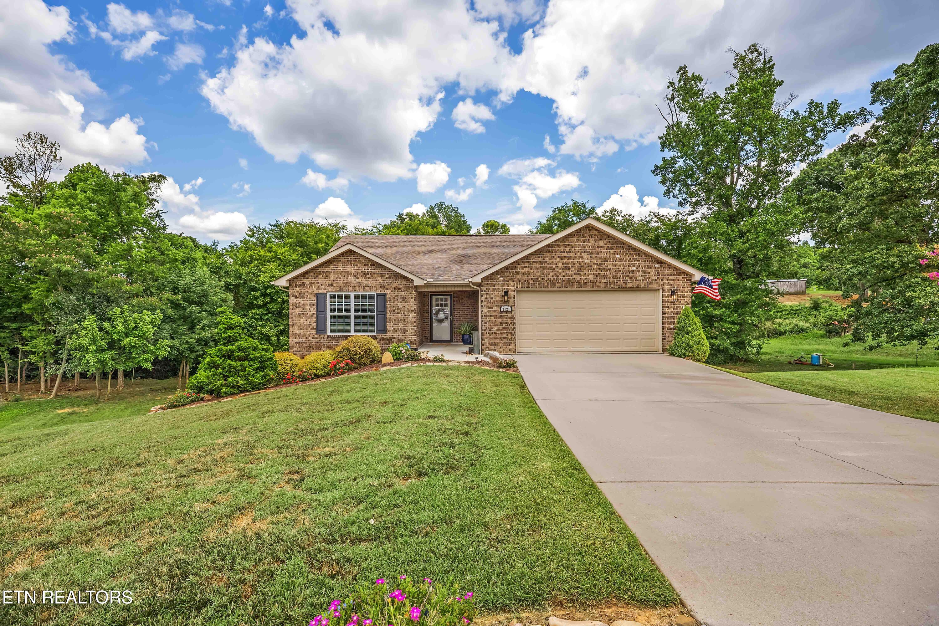 2121 Camley Court Maryville TN 37801