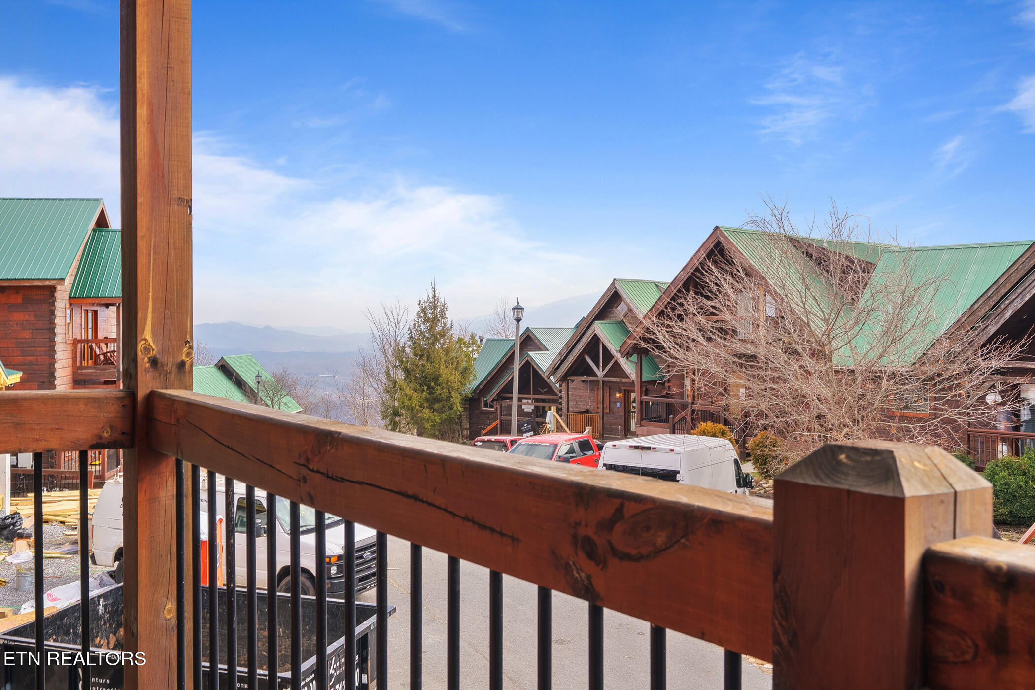 1255 Bear Cub Way Gatlinburg TN 37738