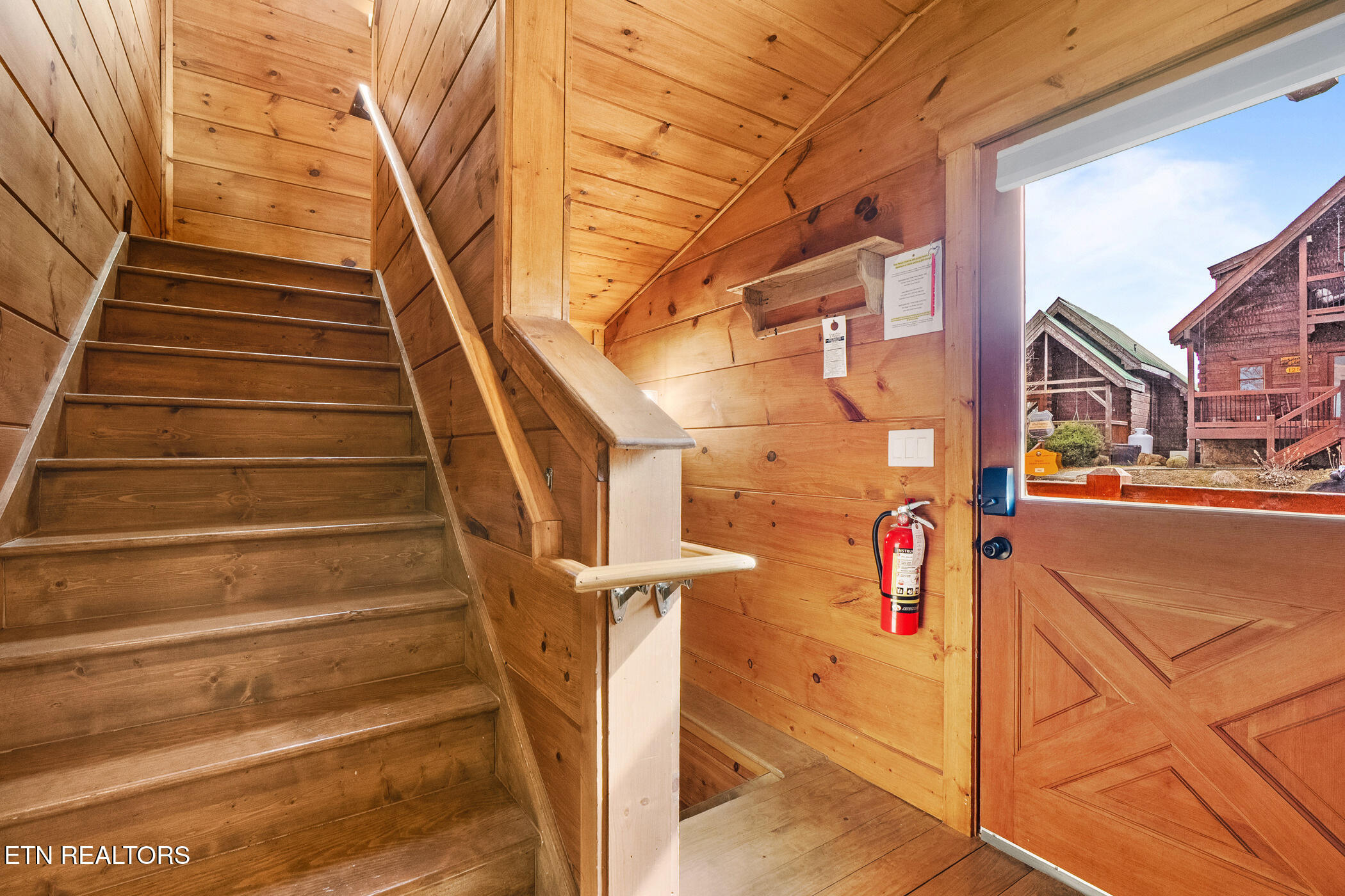 1255 Bear Cub Way Gatlinburg TN 37738