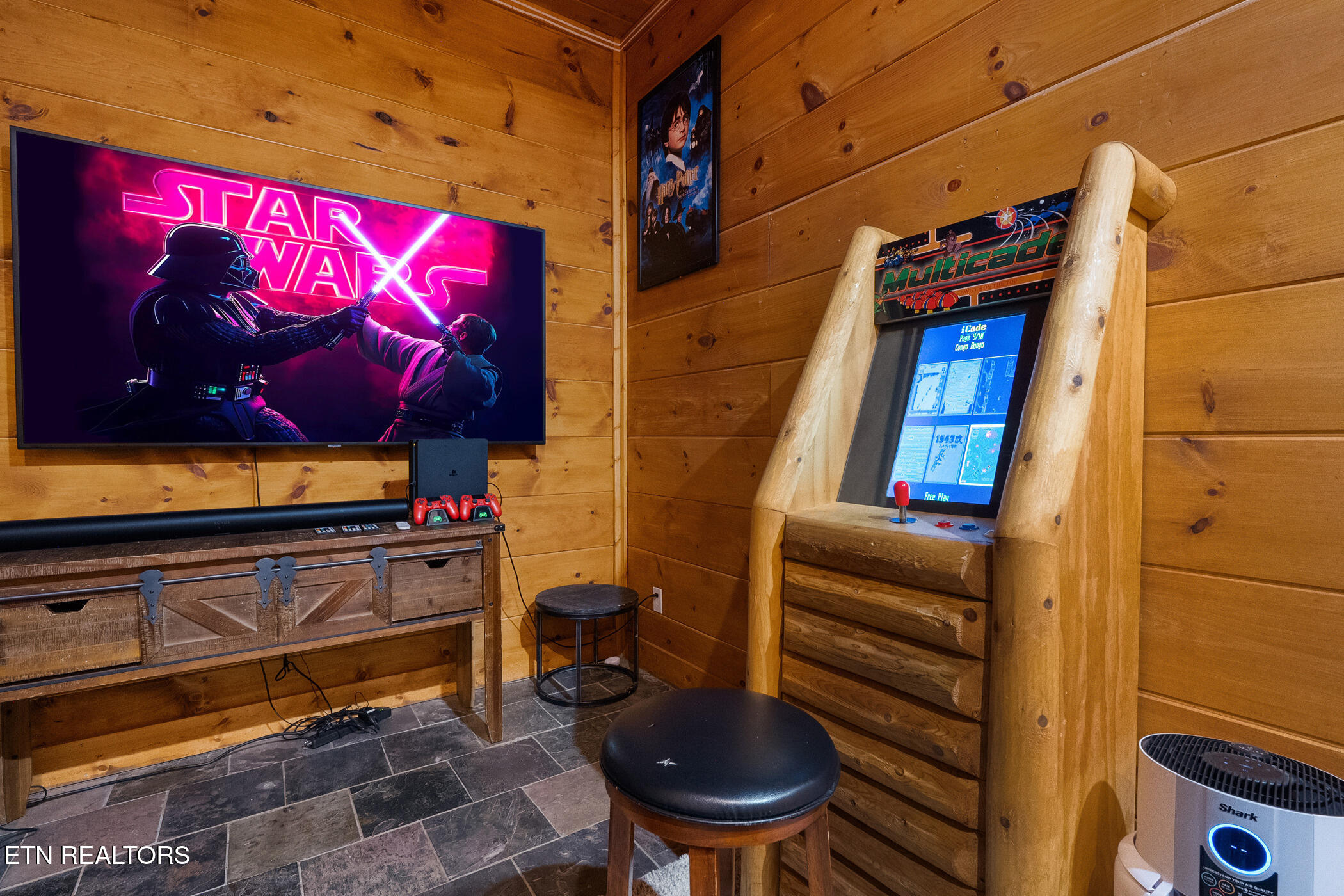 1255 Bear Cub Way Gatlinburg TN 37738