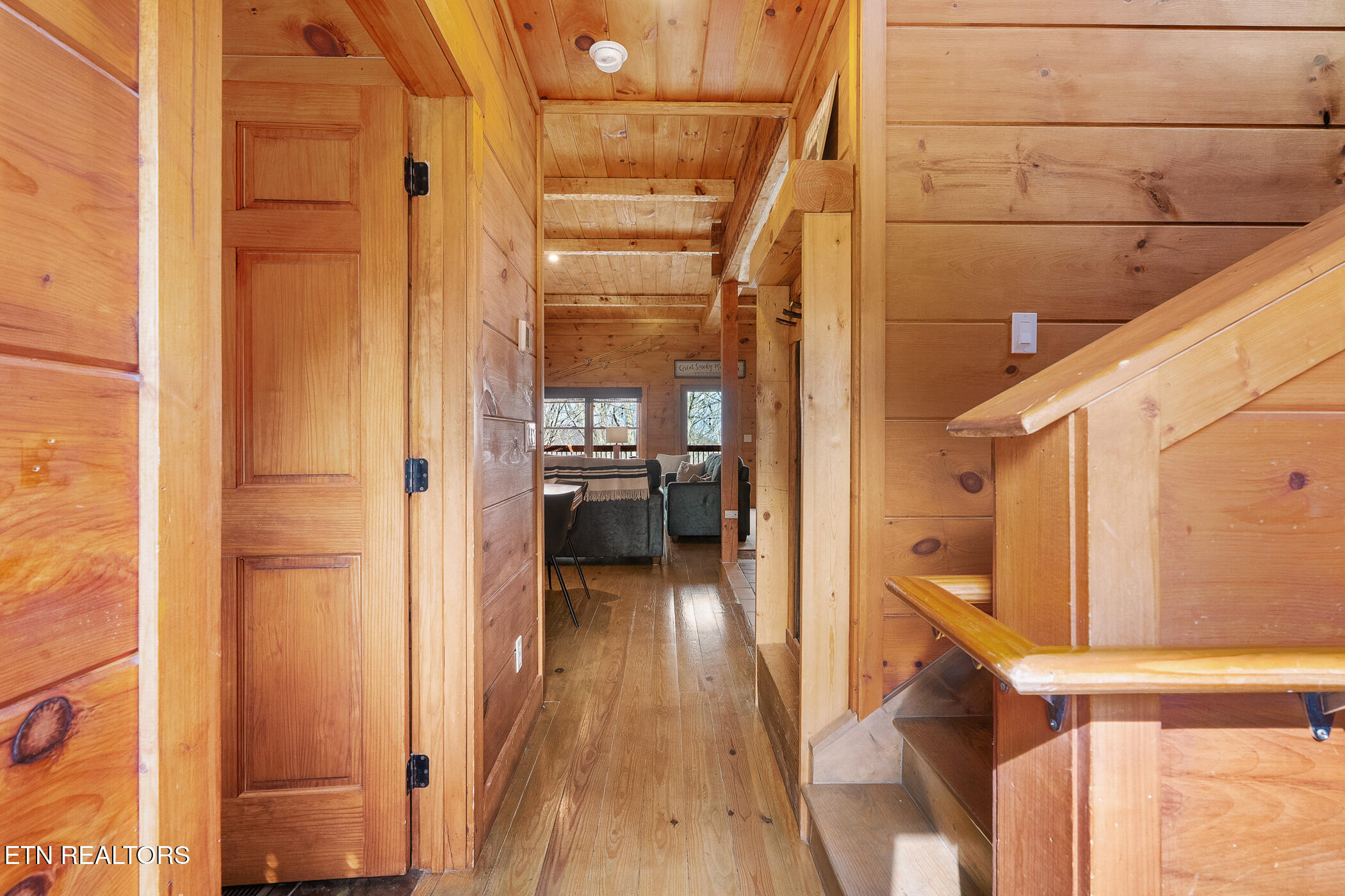 1255 Bear Cub Way Gatlinburg TN 37738