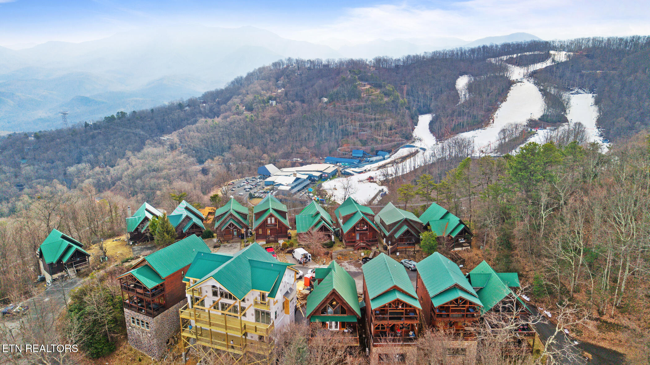 1255 Bear Cub Way Gatlinburg TN 37738