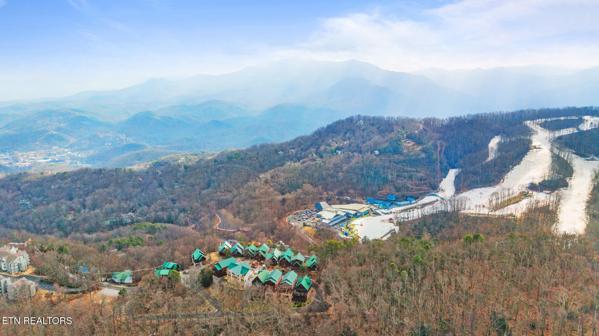 1255 Bear Cub Way Gatlinburg TN 37738