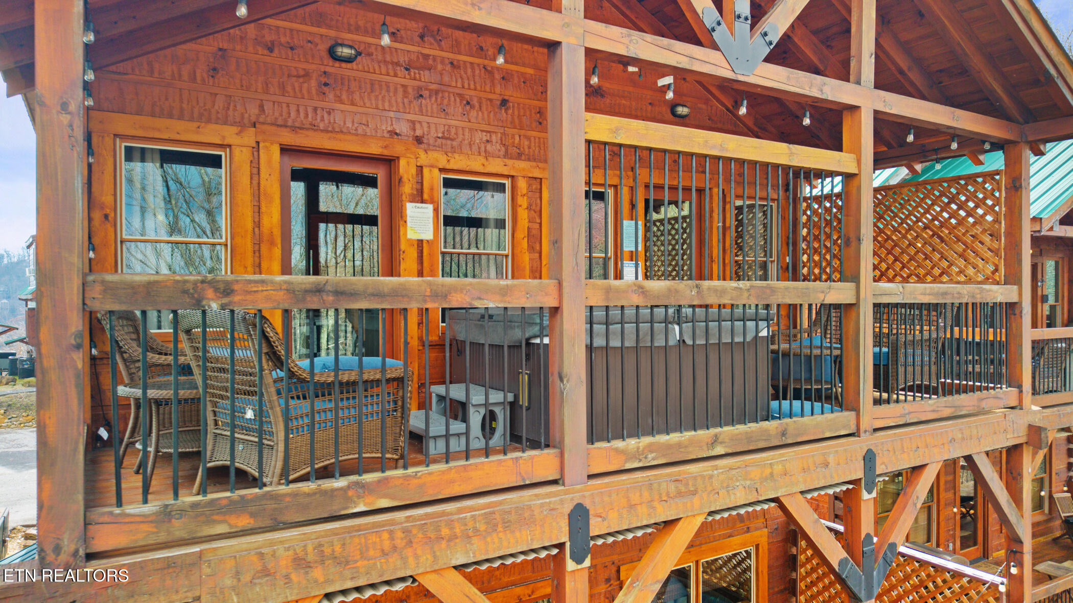 1255 Bear Cub Way Gatlinburg TN 37738