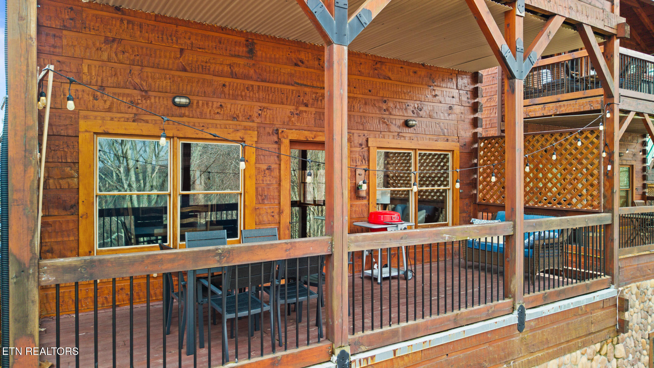 1255 Bear Cub Way Gatlinburg TN 37738