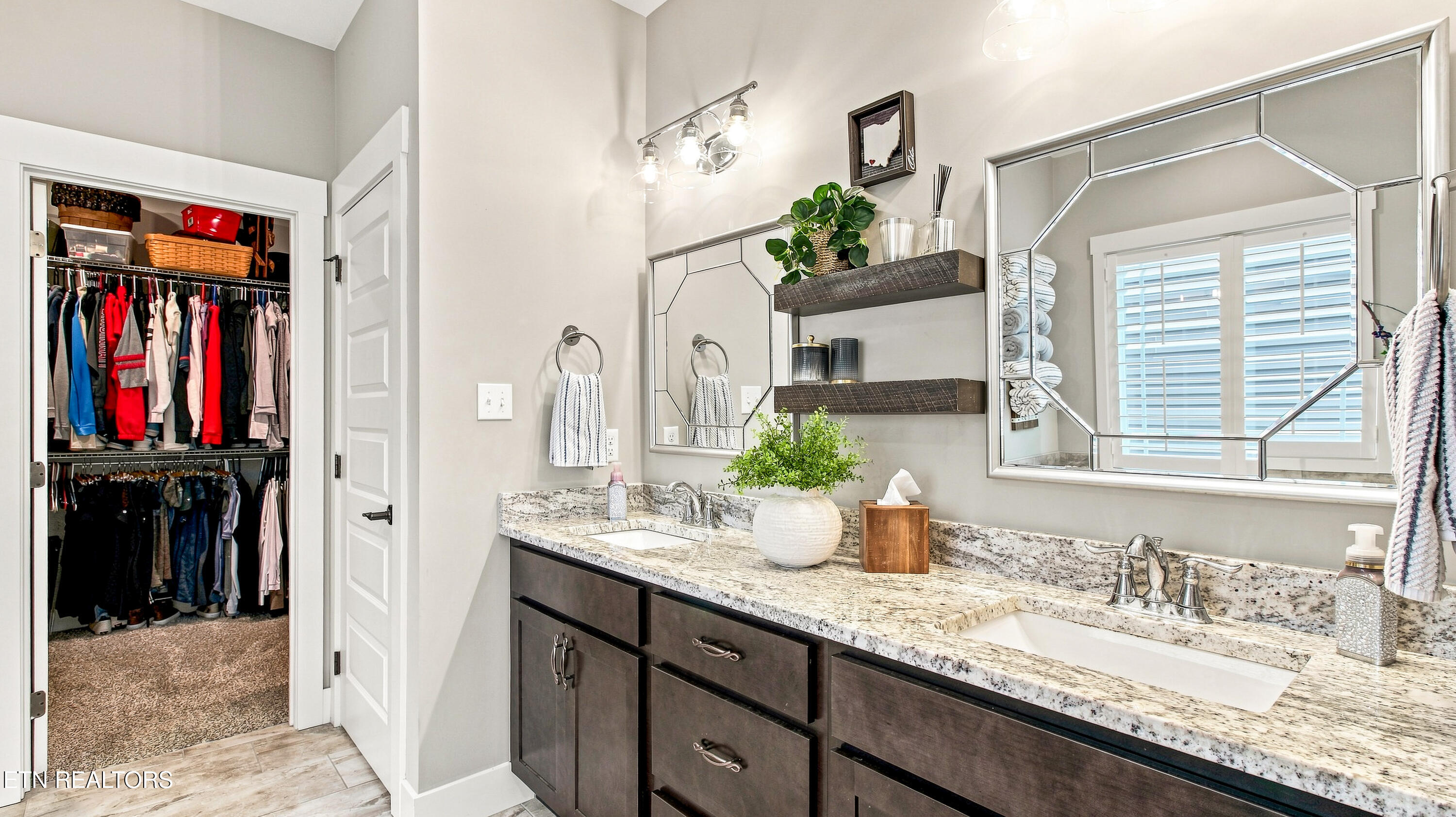 2915 Cardiff Castle Lane Knoxville TN 37931