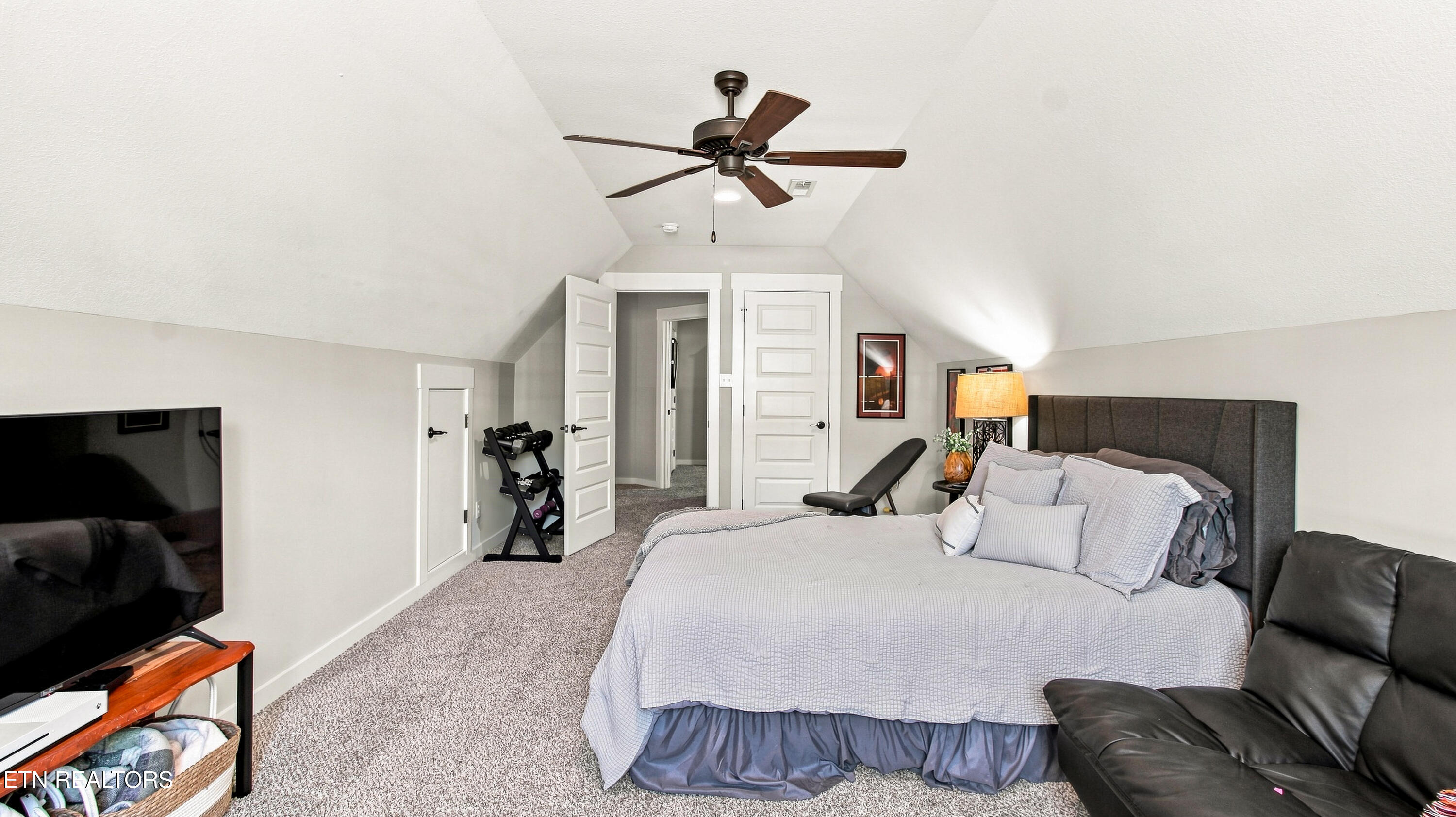 2915 Cardiff Castle Lane Knoxville TN 37931