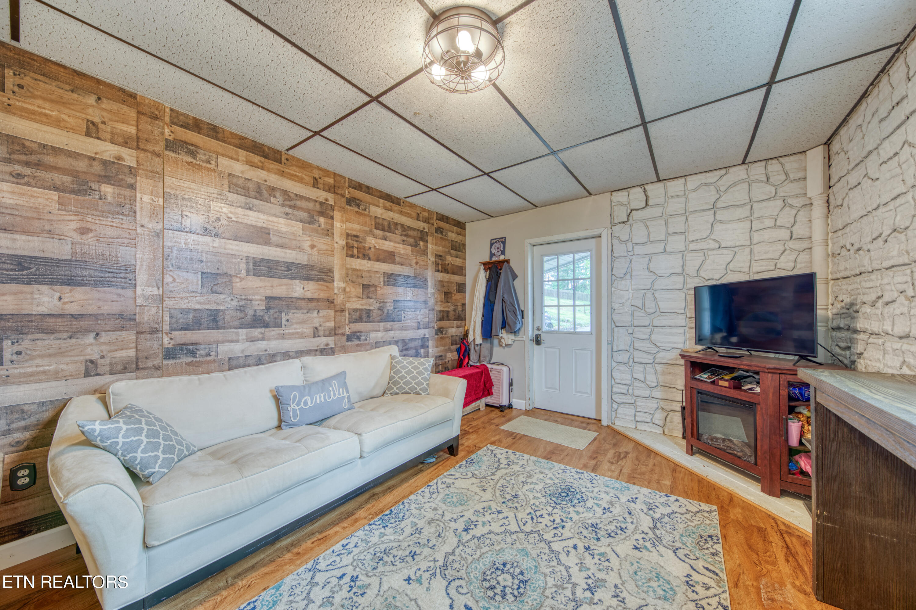 2333 Black Bear Road Knoxville TN 37923