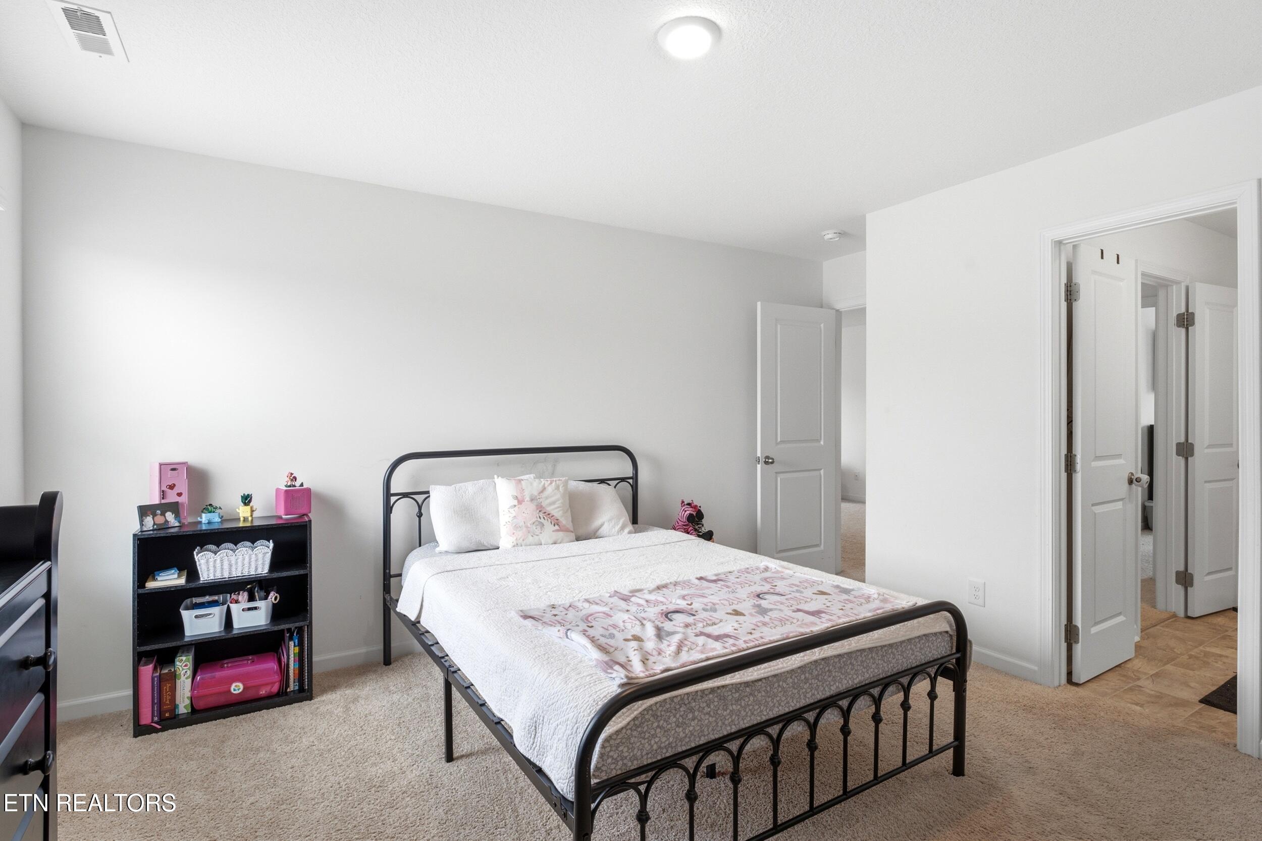 121 Kaley Lane Lenoir City TN 37771