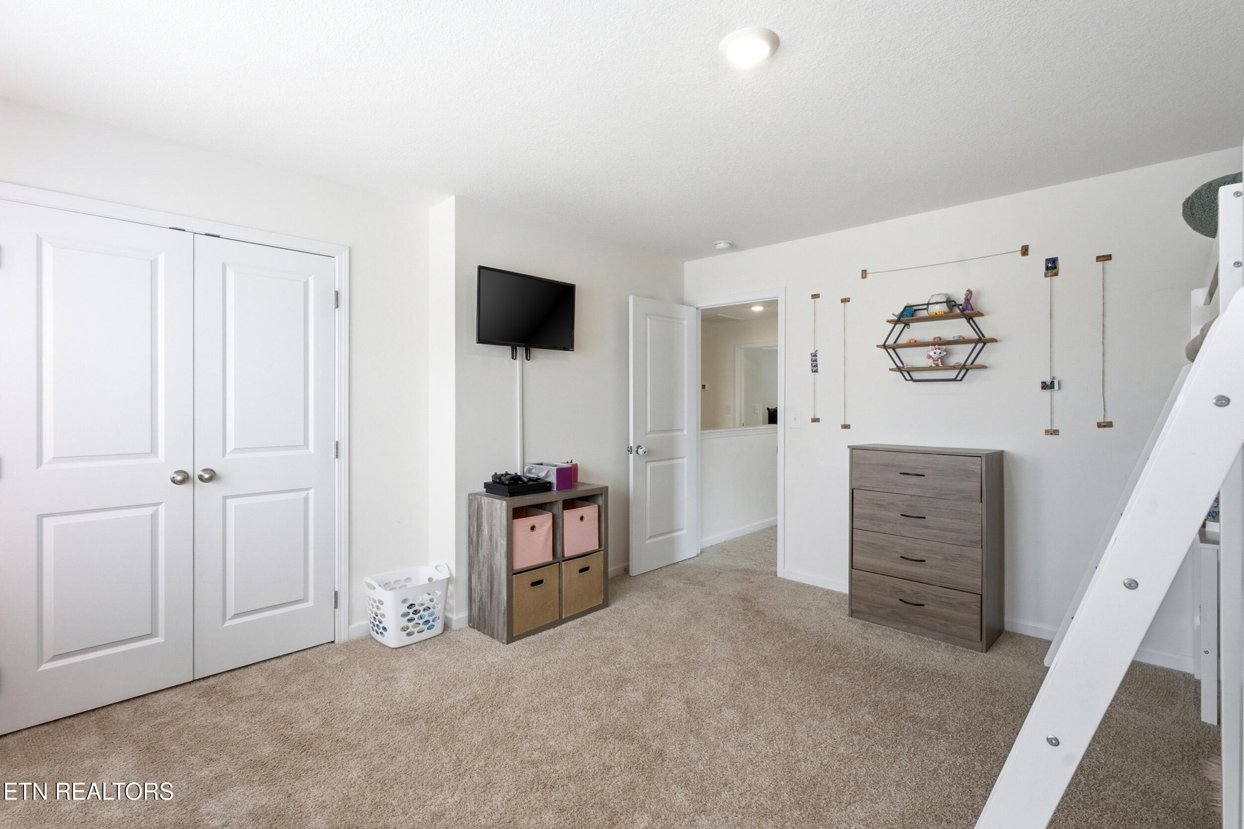 121 Kaley Lane Lenoir City TN 37771