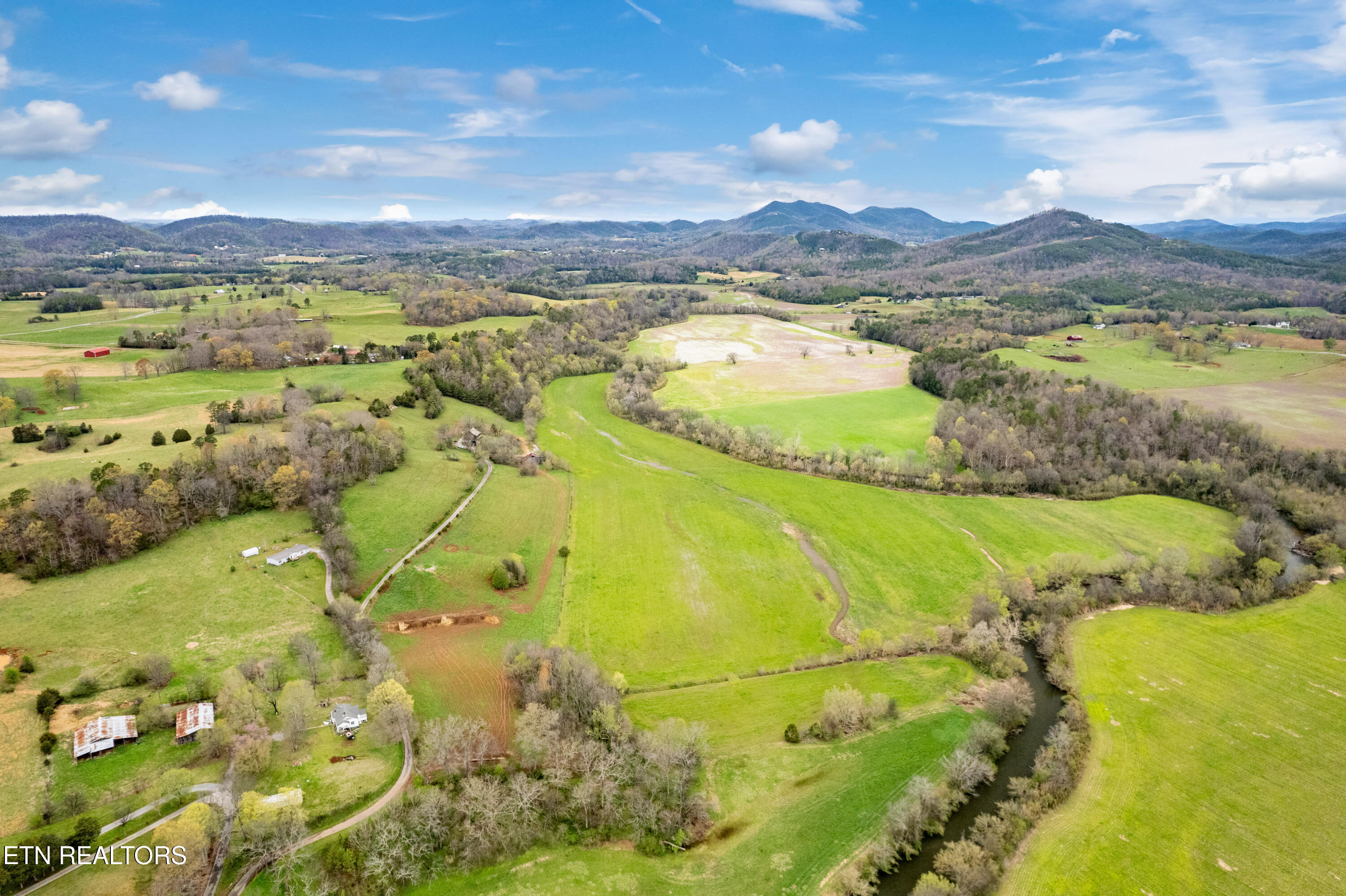 400 Scott Mansion Road Tellico Plains TN 37385