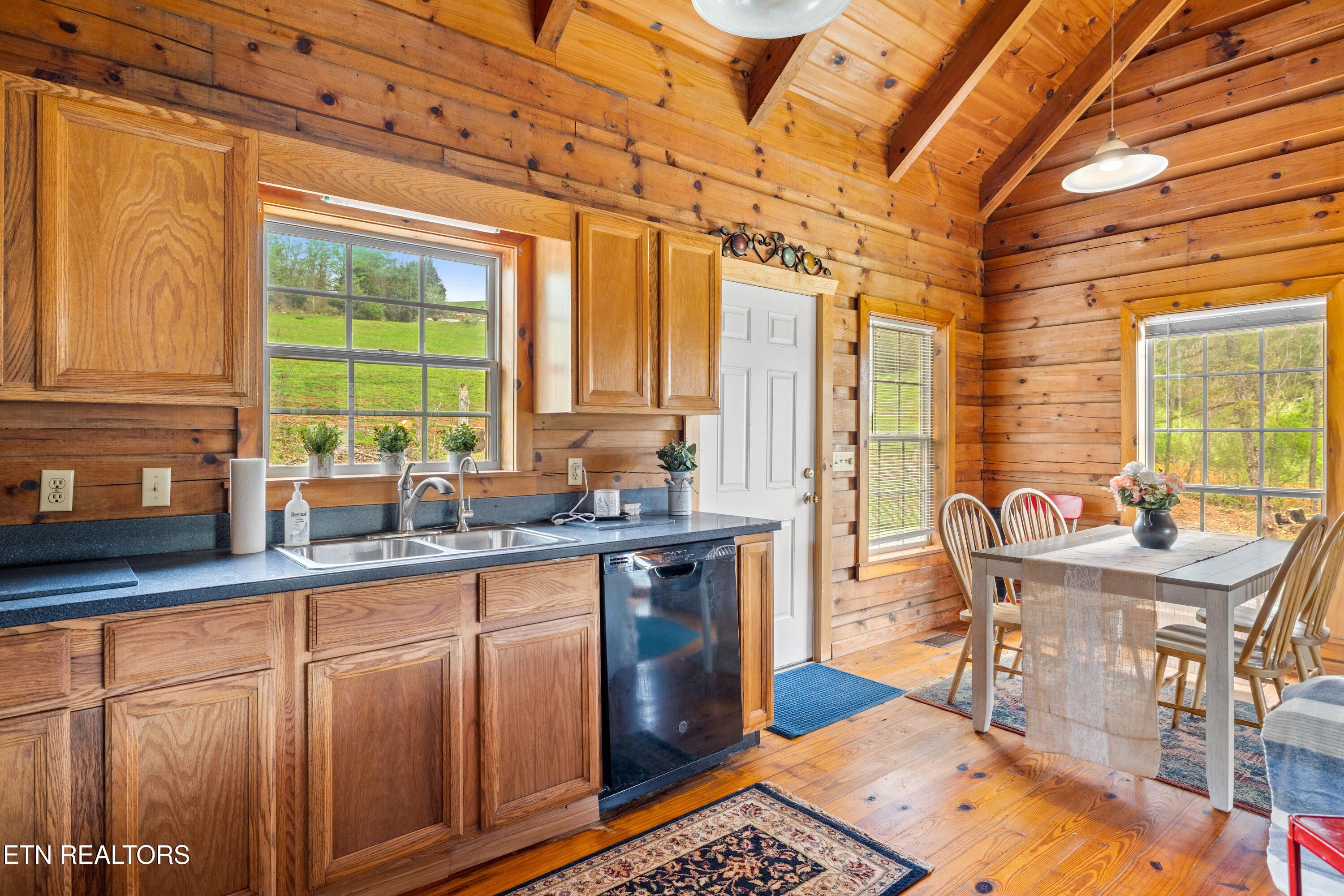400 Scott Mansion Road Tellico Plains TN 37385