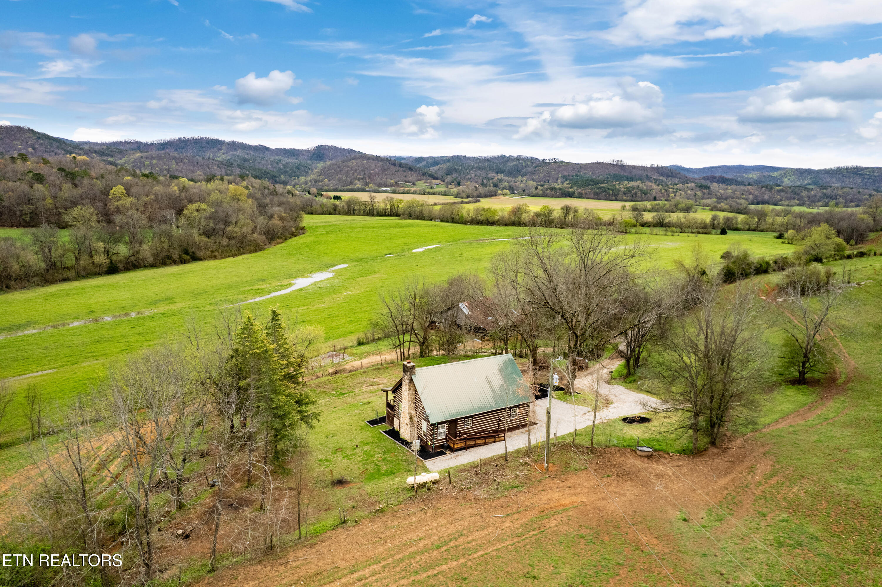 400 Scott Mansion Road Tellico Plains TN 37385