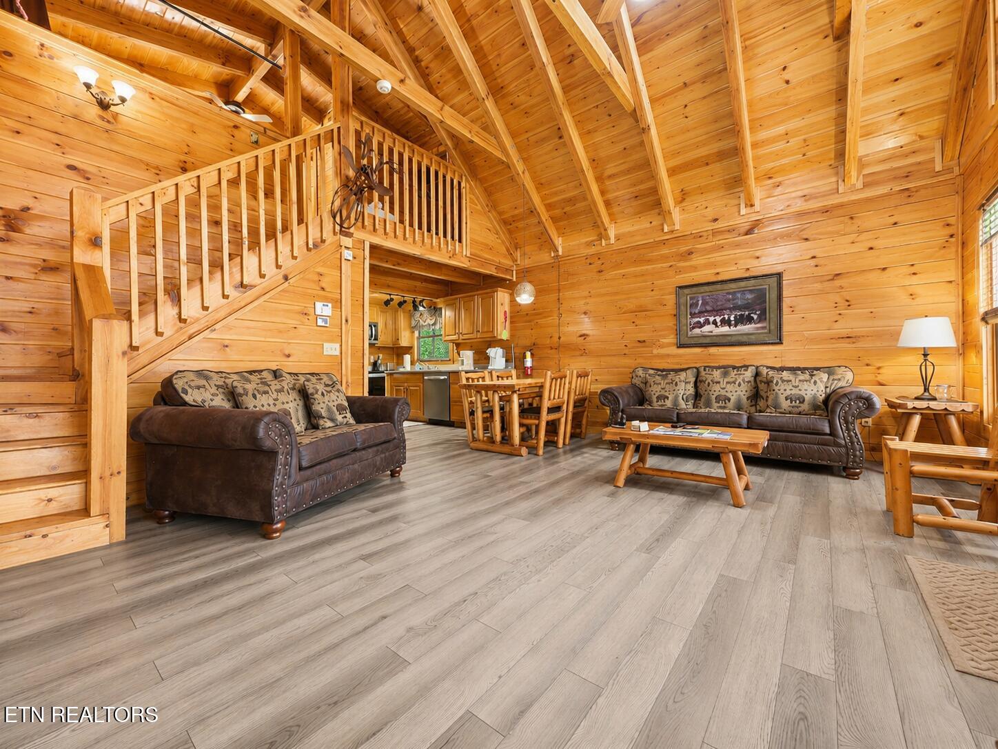 952 Iron Mountain Road Pigeon Forge TN 37863